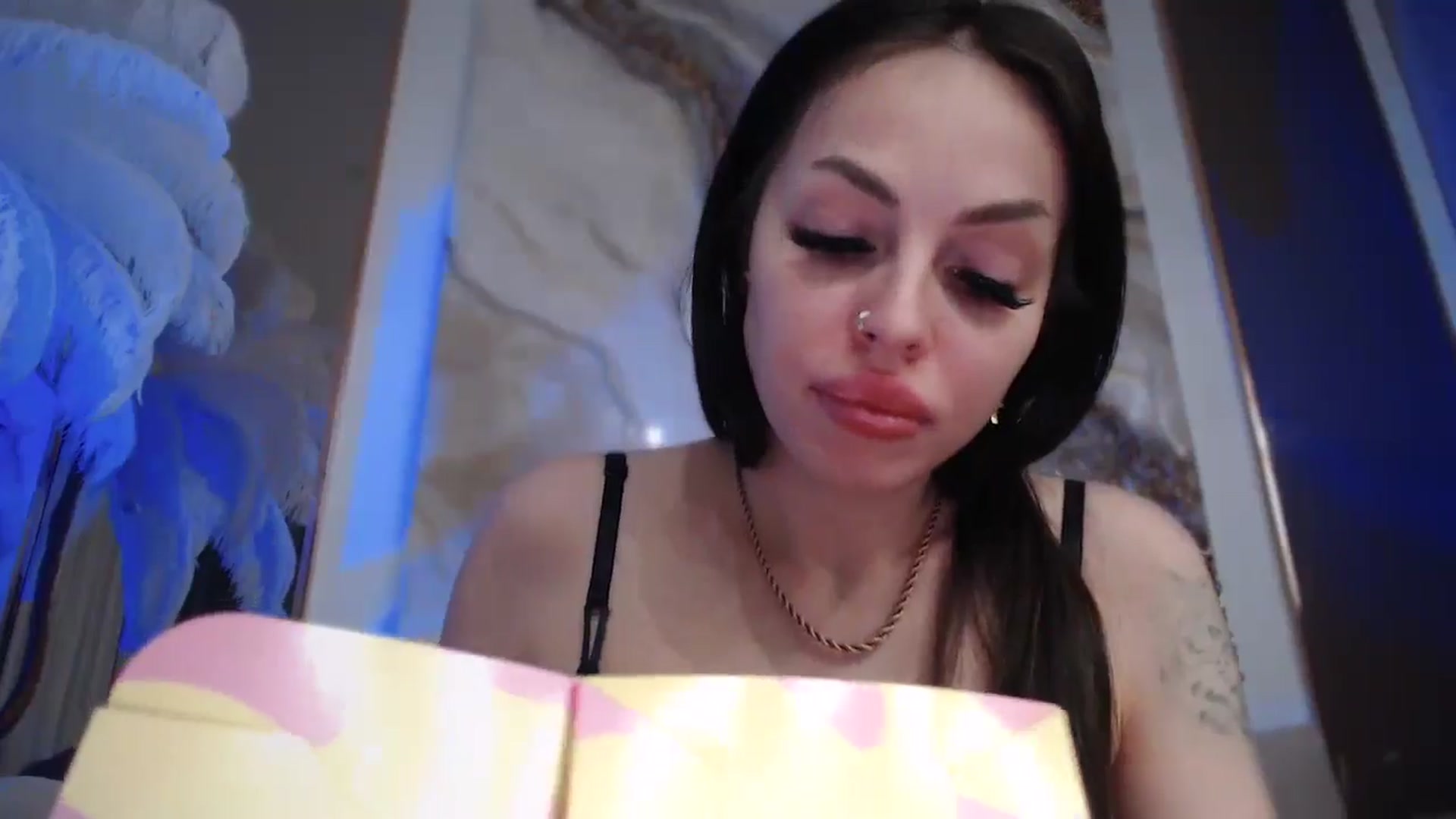 Gallery image thumbnail from UGLYGIRL_'s myfreecams stream on, 10/01/2024, 03:03 image 7 of 20
