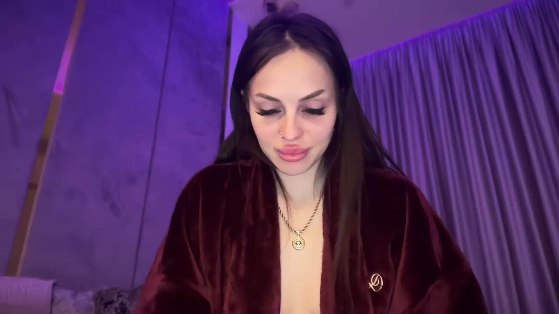 Gallery image thumbnail from UGLYGIRL_'s myfreecams stream on, 10/10/2024, 02:56 image 5 of 20