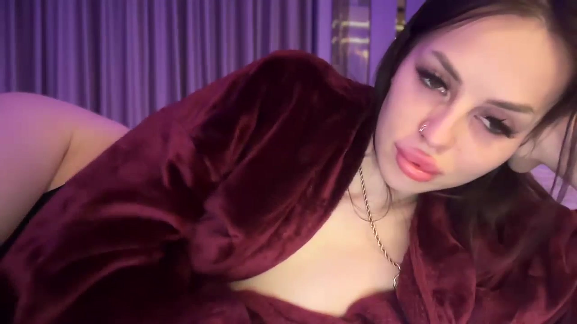 Gallery image thumbnail from UGLYGIRL_'s myfreecams stream on, 10/10/2024, 02:56 image 2 of 20