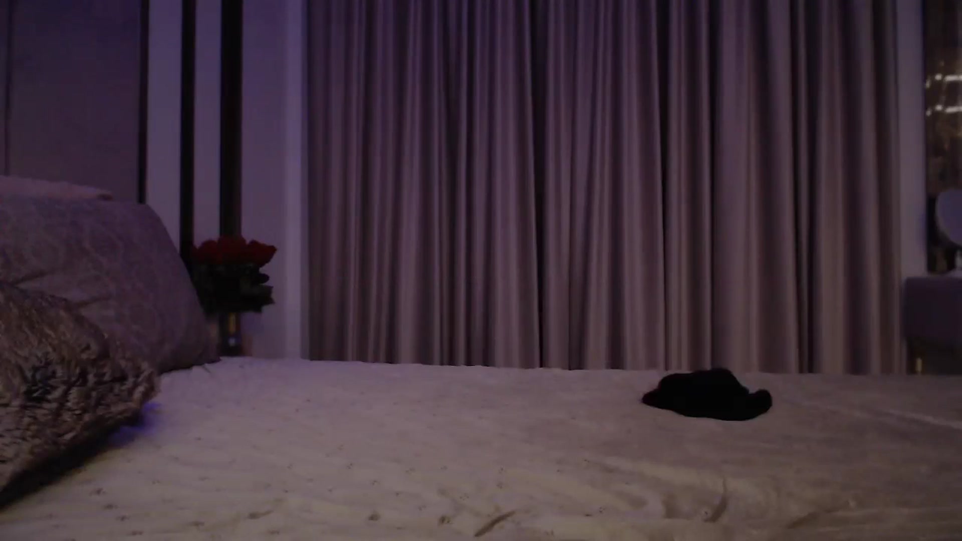 Gallery image thumbnail from UGLYGIRL_'s myfreecams stream on, 10/15/2024, 04:57 image 11 of 20