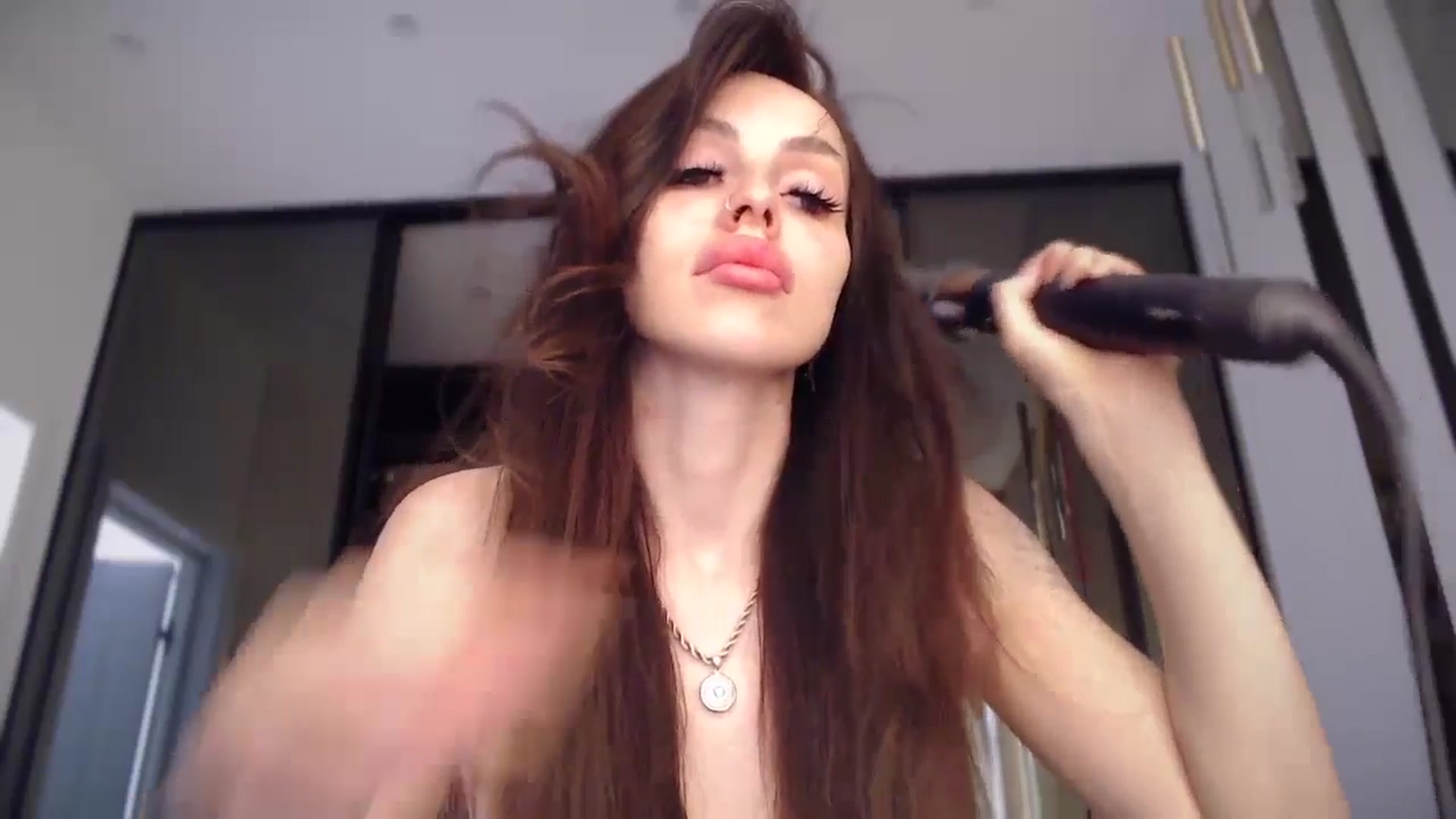 Gallery image thumbnail from UGLYGIRL_'s myfreecams stream on, 10/18/2024, 08:47 image 12 of 20