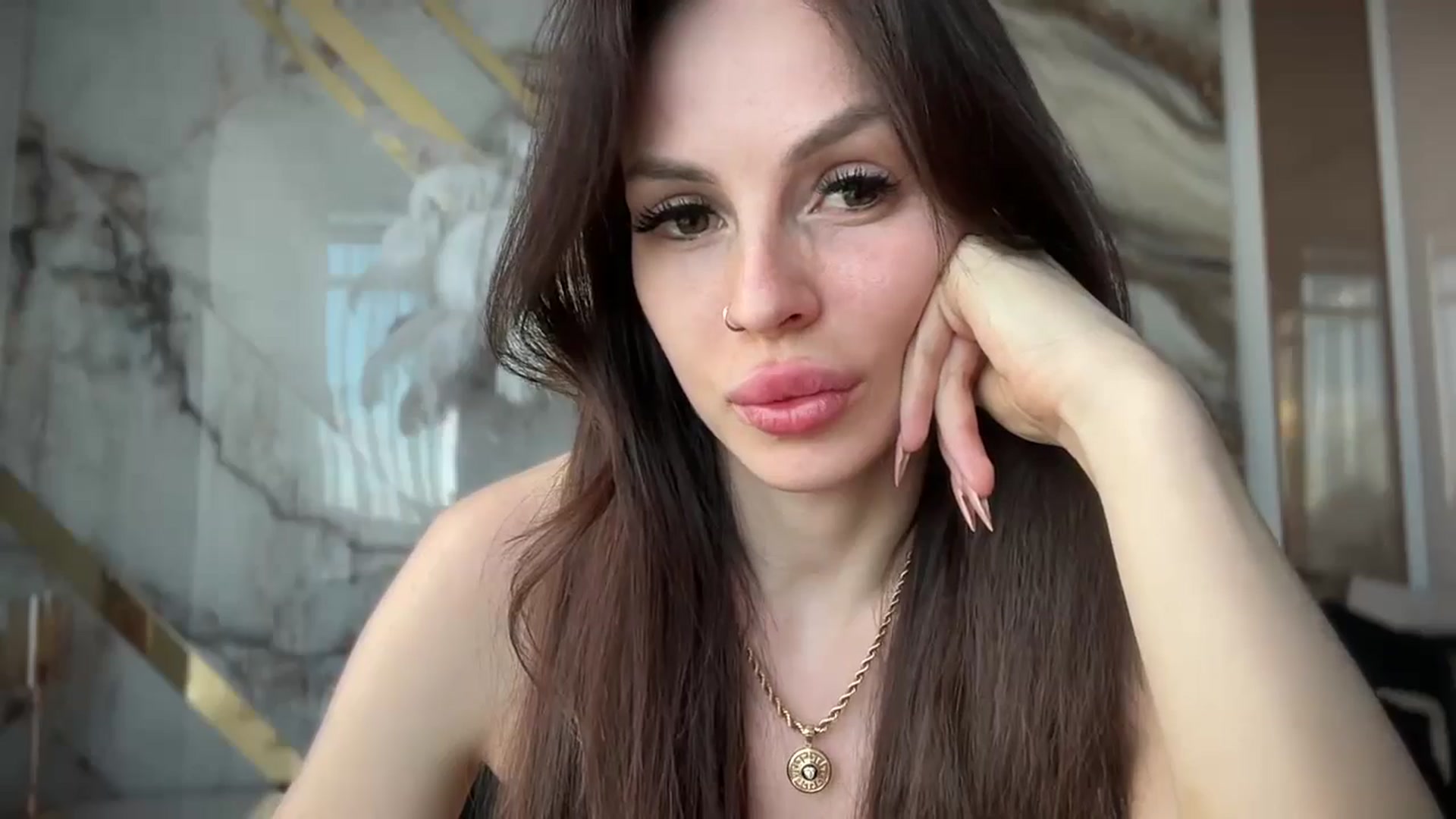 Gallery image thumbnail from UGLYGIRL_'s myfreecams stream on, 11/02/2024, 09:11 image 8 of 20