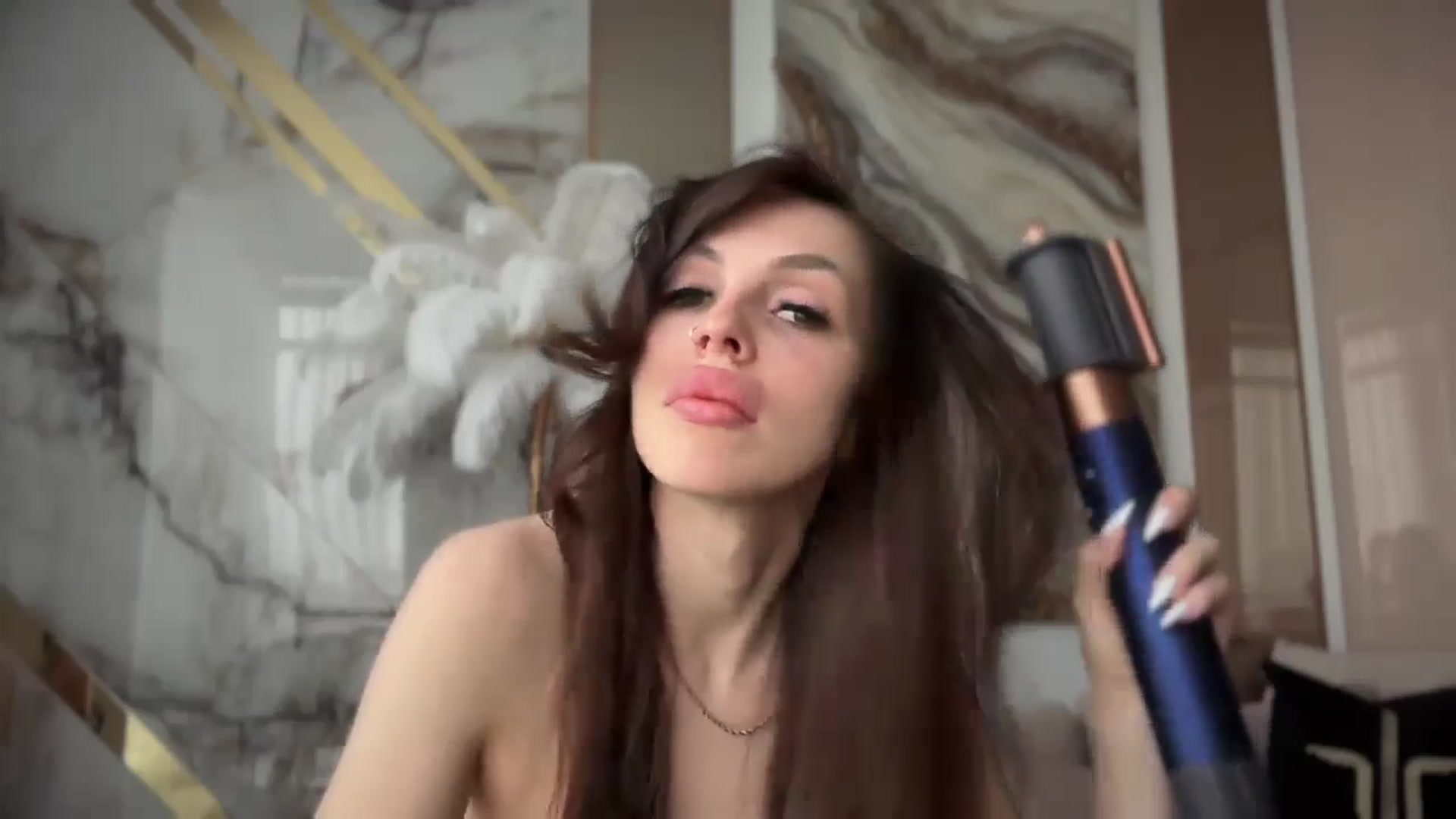 Gallery image thumbnail from UGLYGIRL_'s myfreecams stream on, 11/08/2024, 10:54 image 13 of 20
