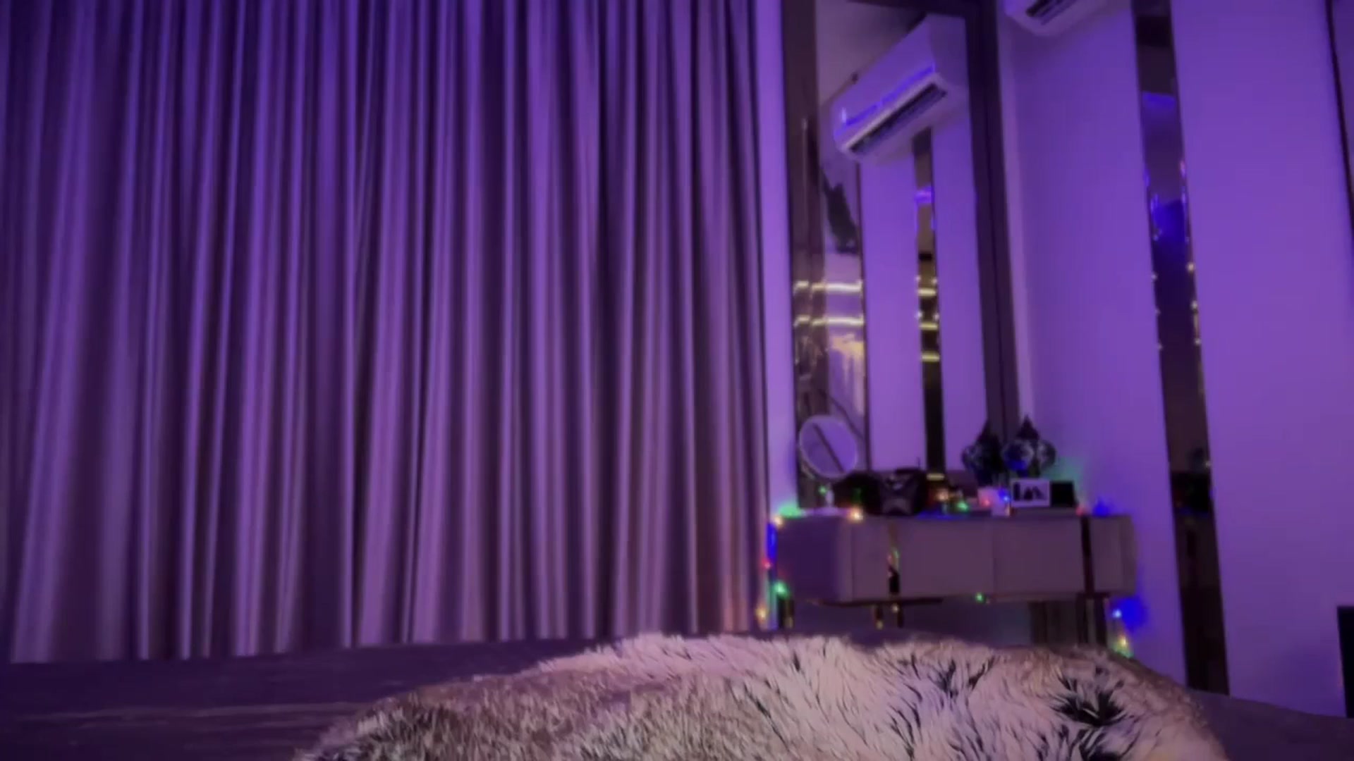 Gallery image thumbnail from UGLYGIRL_'s myfreecams stream on, 11/12/2024, 20:34 image 12 of 20
