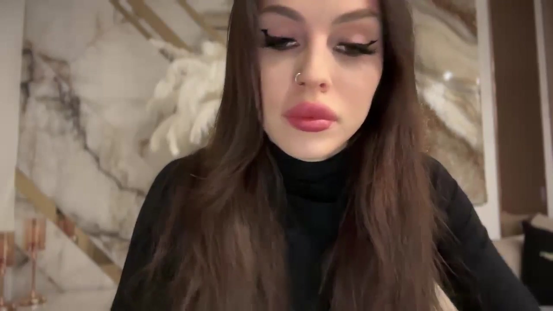 Gallery image thumbnail from UGLYGIRL_'s myfreecams stream on, 11/15/2024, 17:49 image 20 of 20