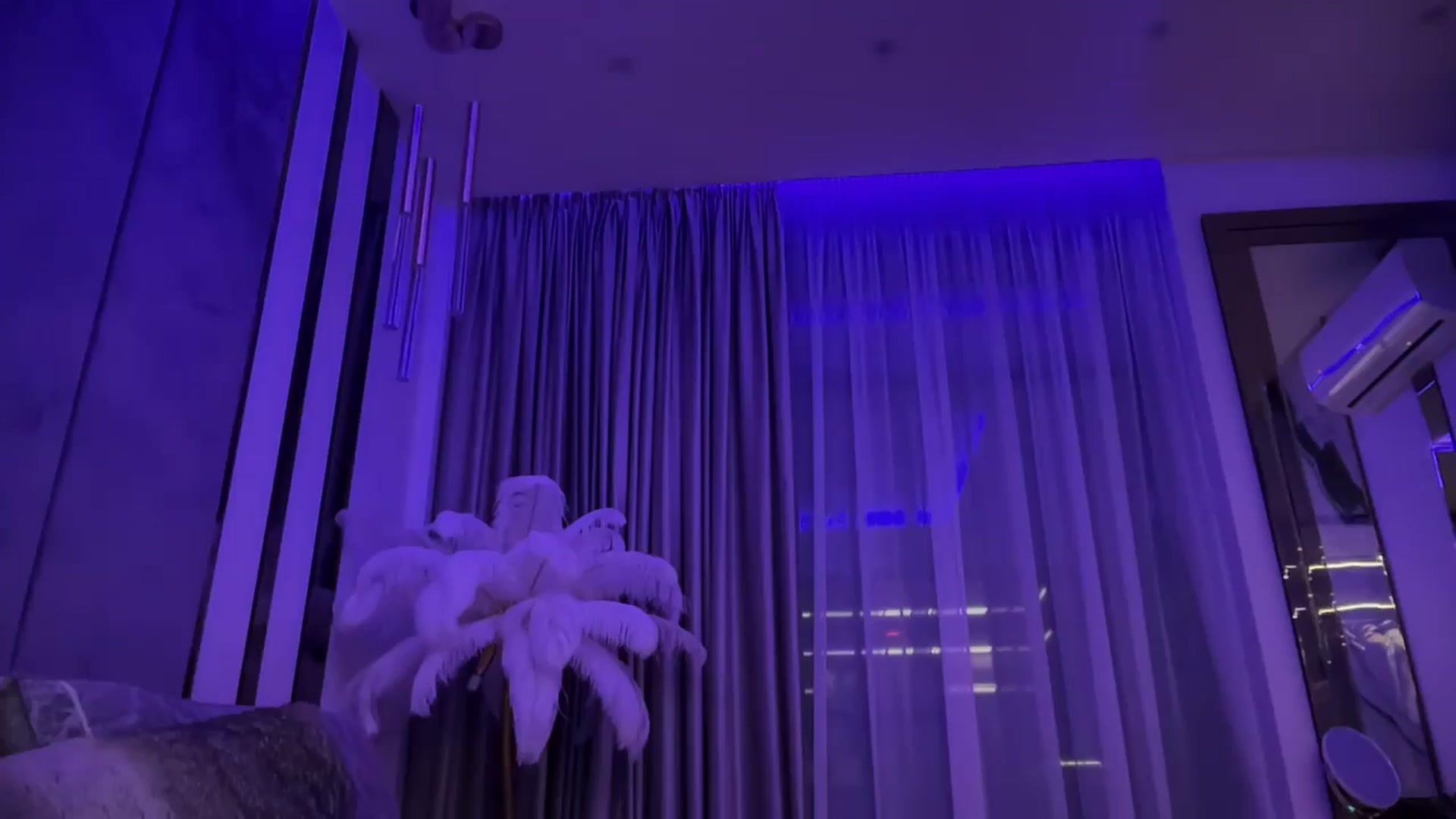 Gallery image thumbnail from UGLYGIRL_'s myfreecams stream on, 11/22/2024, 20:37 image 5 of 20