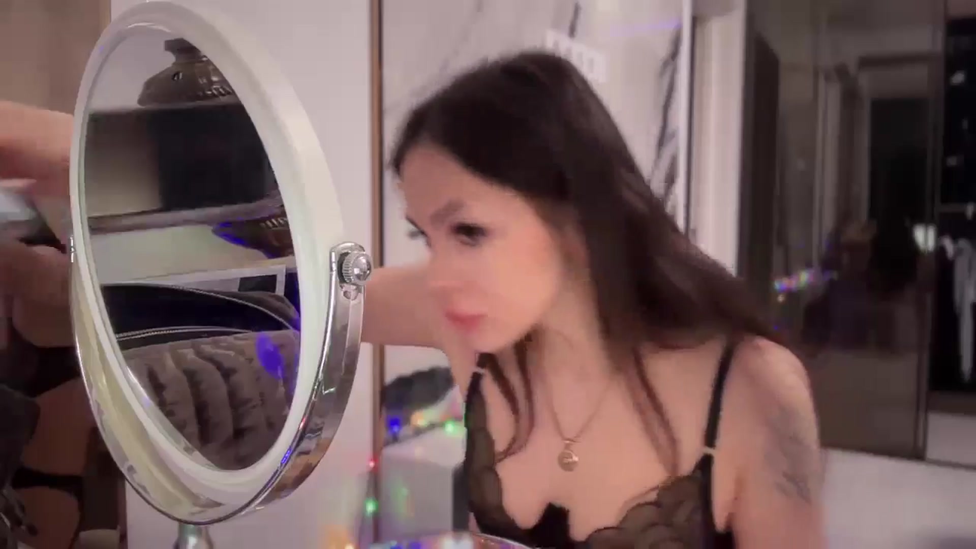Gallery image thumbnail from UGLYGIRL_'s myfreecams stream on, 11/25/2024, 18:18 image 17 of 20