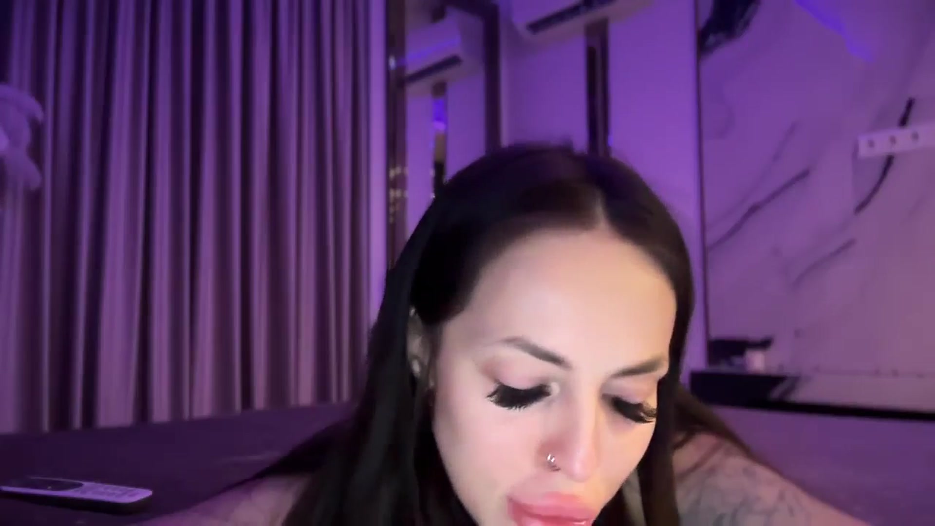 Gallery image thumbnail from UGLYGIRL_'s myfreecams stream on, 11/26/2024, 16:20 image 16 of 20