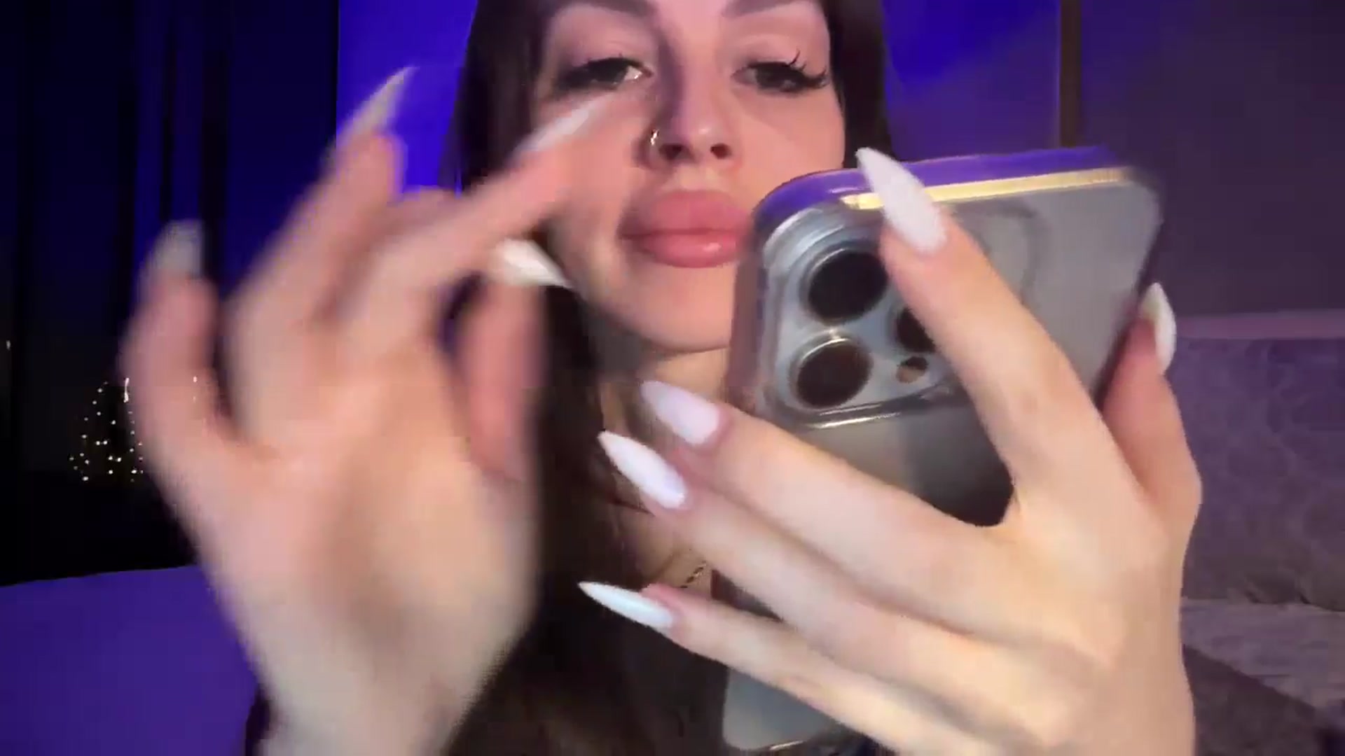 Gallery image thumbnail from UGLYGIRL_'s myfreecams stream on, 11/29/2024, 02:22 image 16 of 20