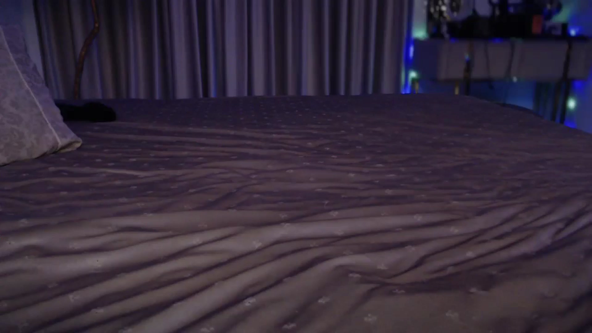 Gallery image thumbnail from UGLYGIRL_'s myfreecams stream on, 12/02/2024, 21:19 image 1 of 20