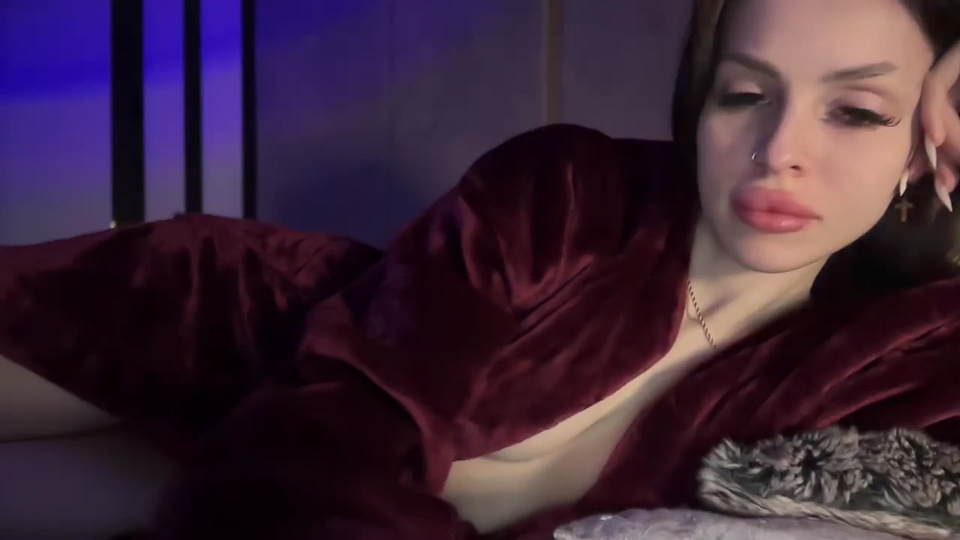 Gallery image thumbnail from UGLYGIRL_'s myfreecams stream on, 12/05/2024, 07:51 image 11 of 20
