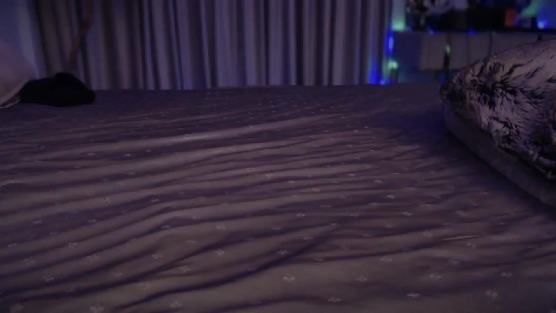 Gallery image thumbnail from UGLYGIRL_'s myfreecams stream on, 12/06/2024, 02:42 image 4 of 20