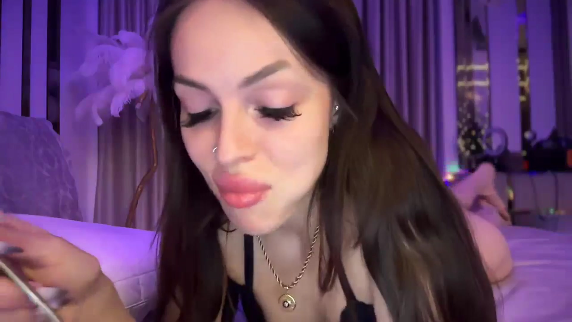 Gallery image thumbnail from UGLYGIRL_'s myfreecams stream on, 12/09/2024, 24:50 image 19 of 20