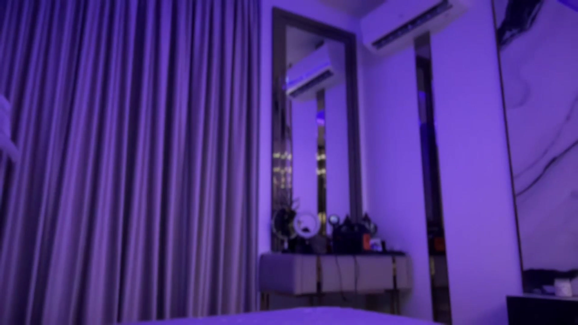 Gallery image thumbnail from UGLYGIRL_'s myfreecams stream on, 12/09/2024, 21:41 image 2 of 20