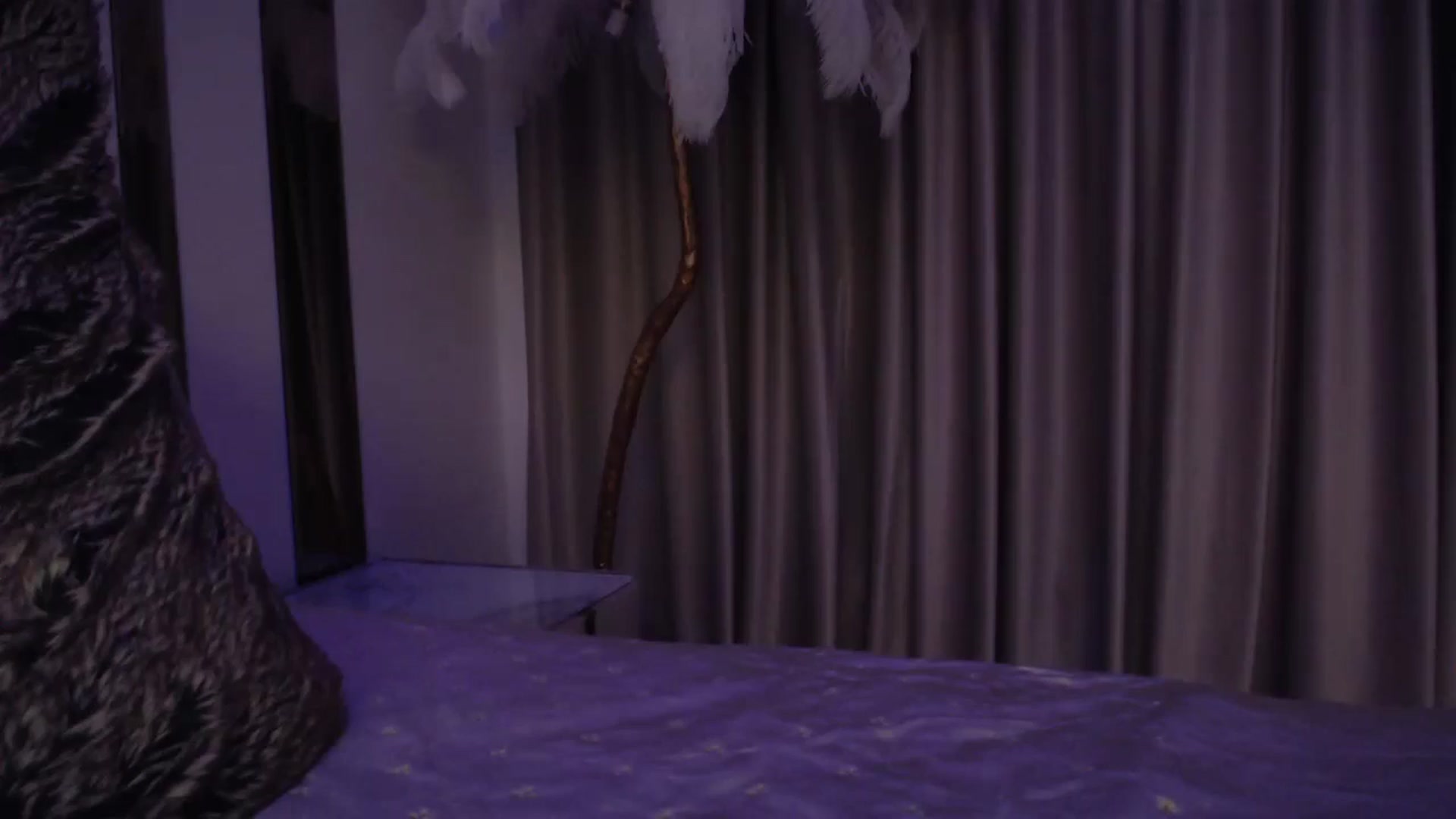 Gallery image thumbnail from UGLYGIRL_'s myfreecams stream on, 12/10/2024, 24:17 image 10 of 20