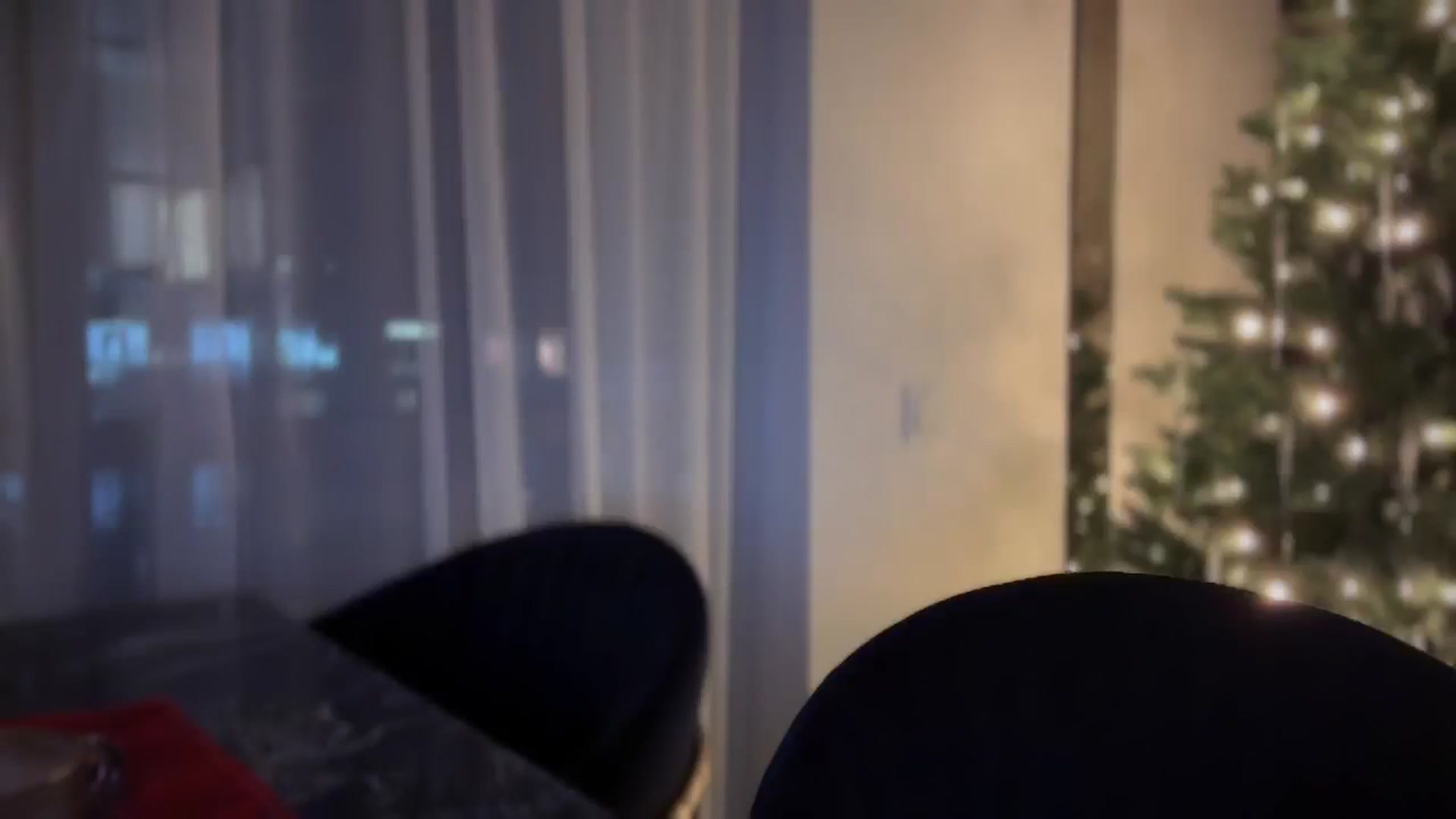 Gallery image thumbnail from UGLYGIRL_'s myfreecams stream on, 12/10/2024, 17:56 image 17 of 20
