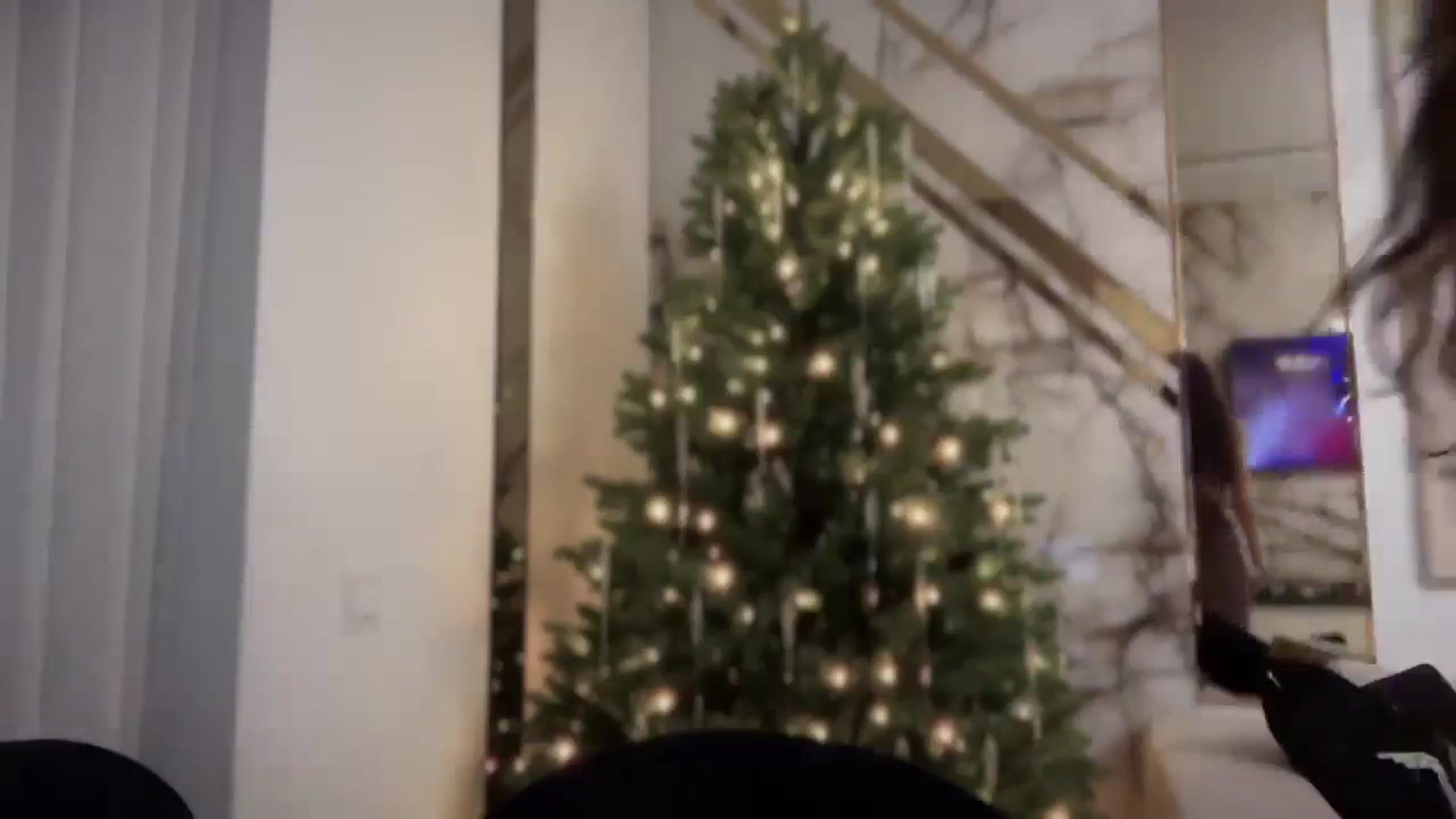 Gallery image thumbnail from UGLYGIRL_'s myfreecams stream on, 12/10/2024, 22:23 image 4 of 20