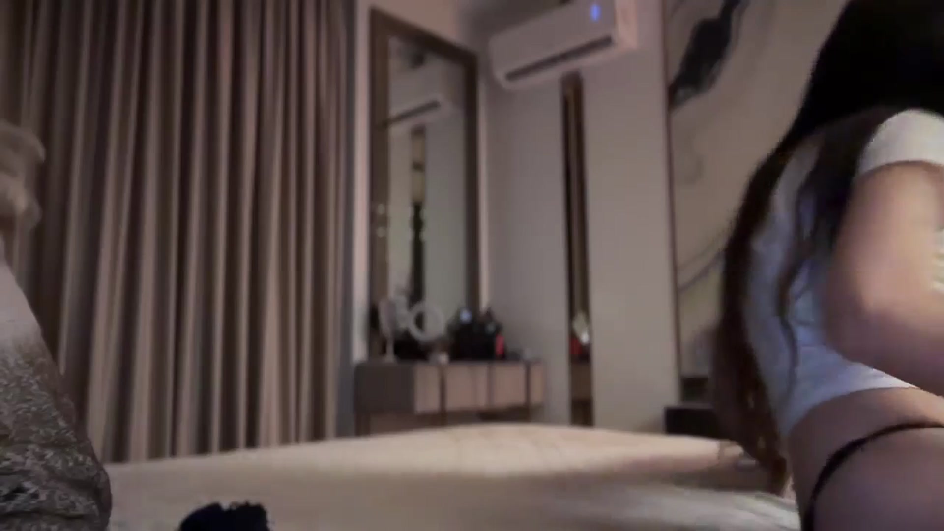 Gallery image thumbnail from UGLYGIRL_'s myfreecams stream on, 12/14/2024, 21:05 image 13 of 20