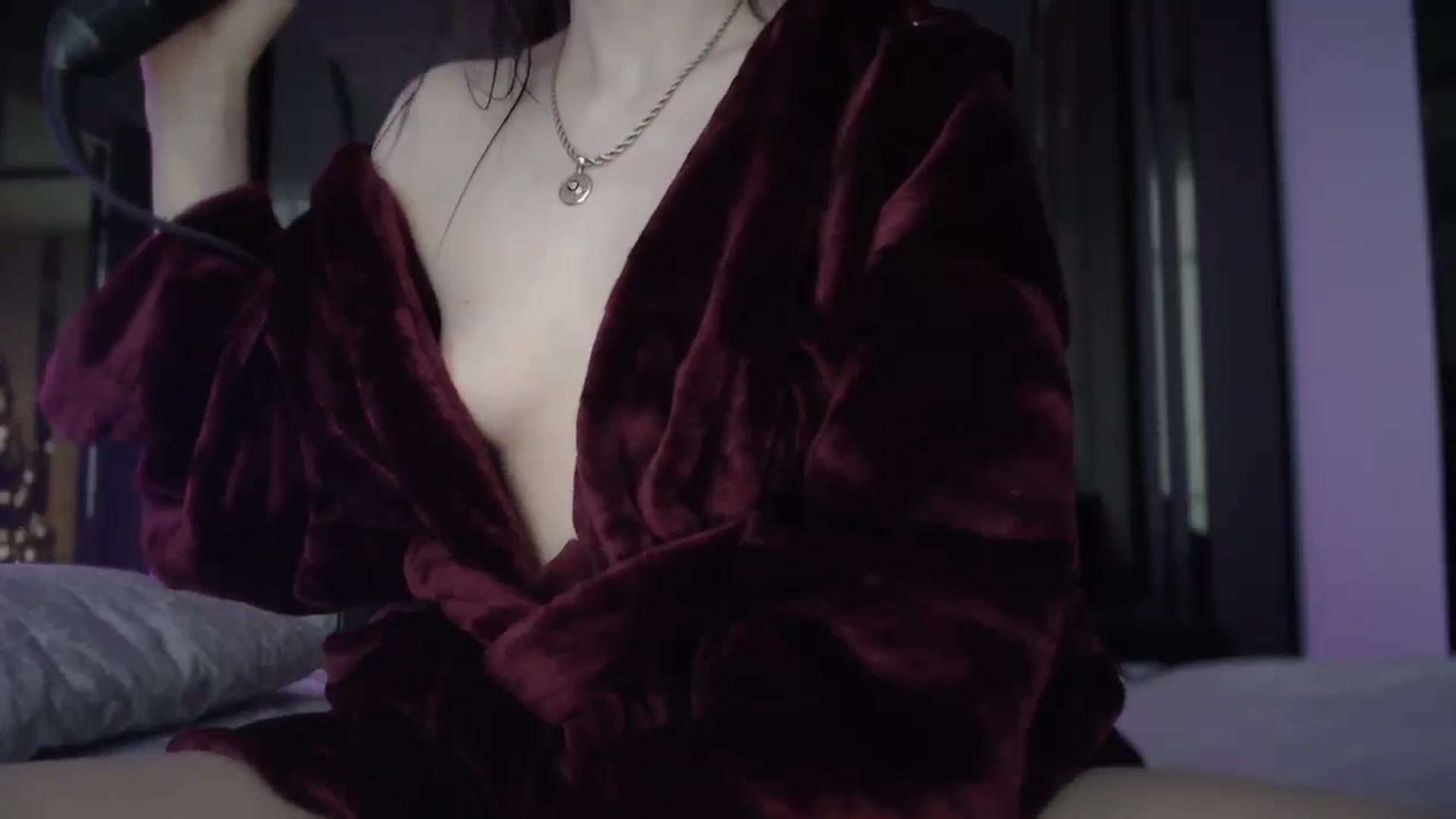 Gallery image thumbnail from UGLYGIRL_'s myfreecams stream on, 12/23/2024, 07:19 image 12 of 20