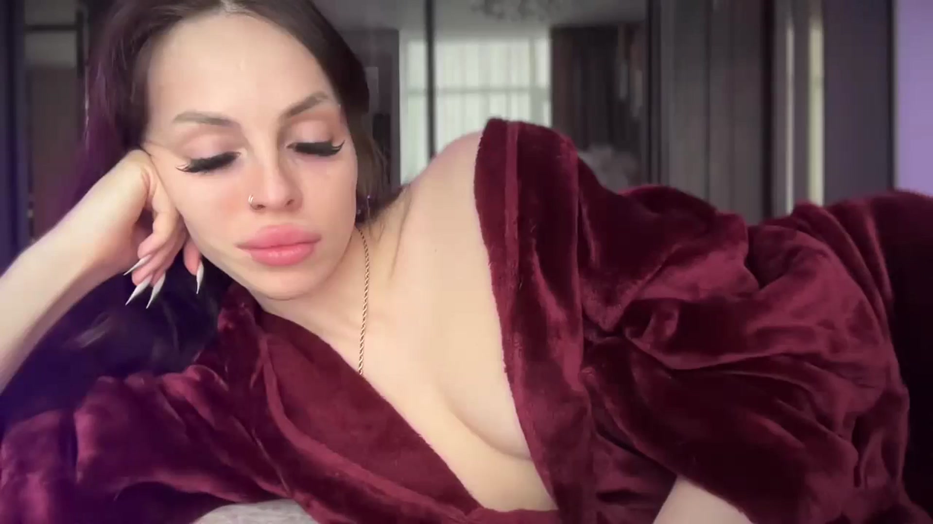Gallery image thumbnail from UGLYGIRL_'s myfreecams stream on, 12/23/2024, 08:54 image 10 of 20
