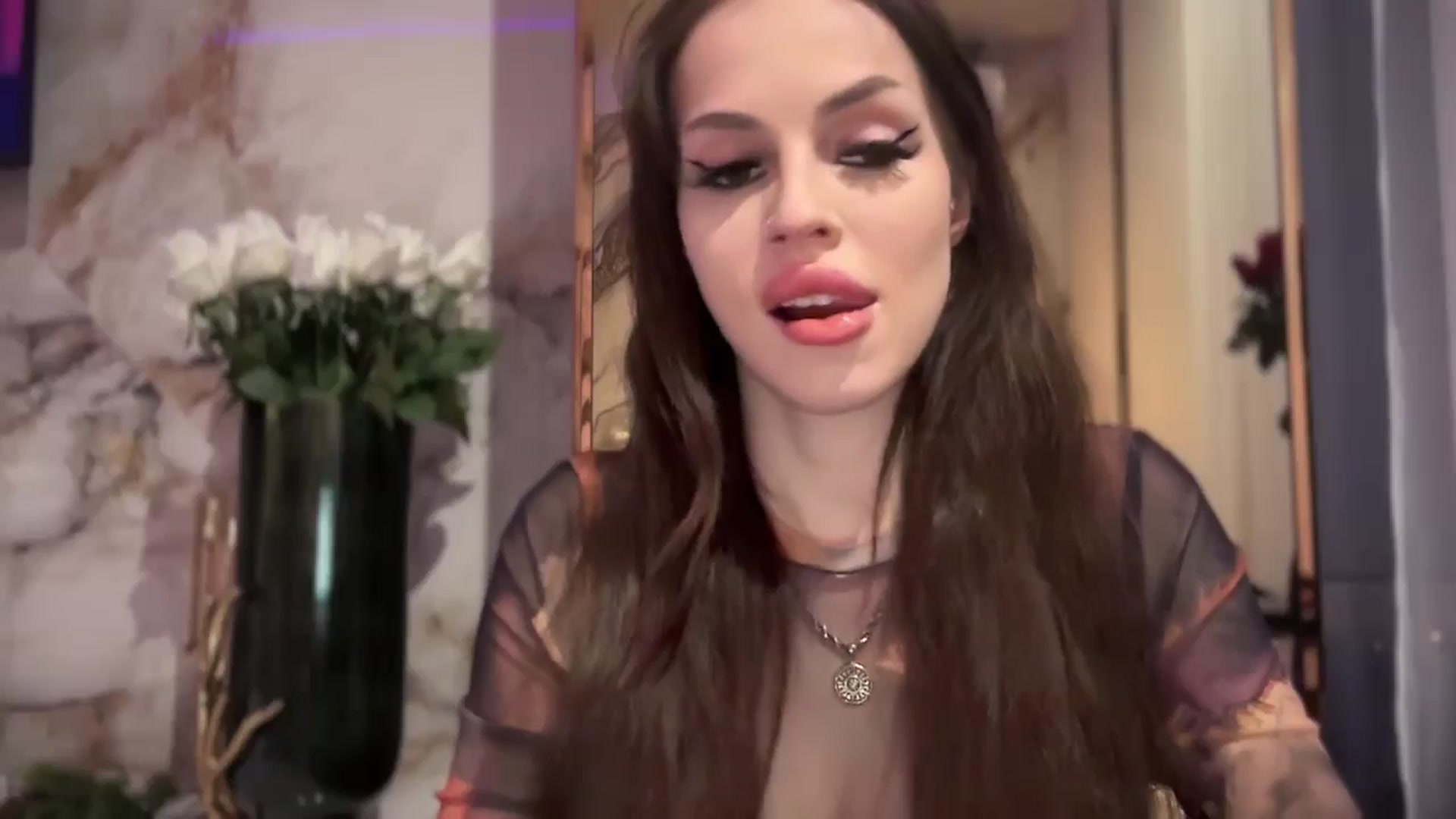 Gallery image thumbnail from UGLYGIRL_'s myfreecams stream on, 12/27/2024, 22:03 image 5 of 20
