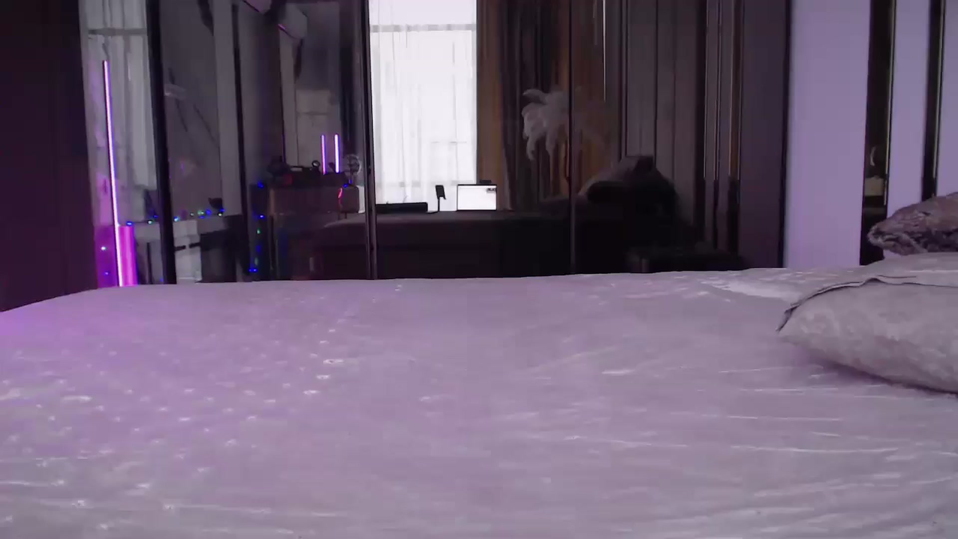Gallery image thumbnail from UGLYGIRL_'s myfreecams stream on, 12/29/2024, 12:04 image 1 of 20