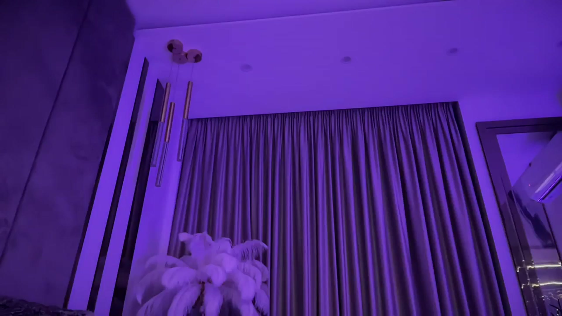 Gallery image thumbnail from UGLYGIRL_'s myfreecams stream on, 01/08/2025, 02:48 image 15 of 20