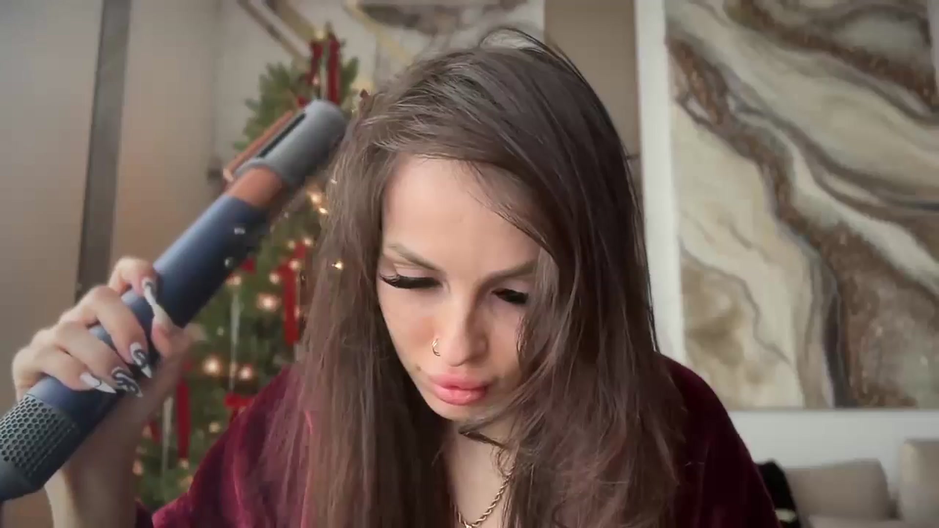 Gallery image thumbnail from UGLYGIRL_'s myfreecams stream on, 01/08/2025, 08:06 image 11 of 20