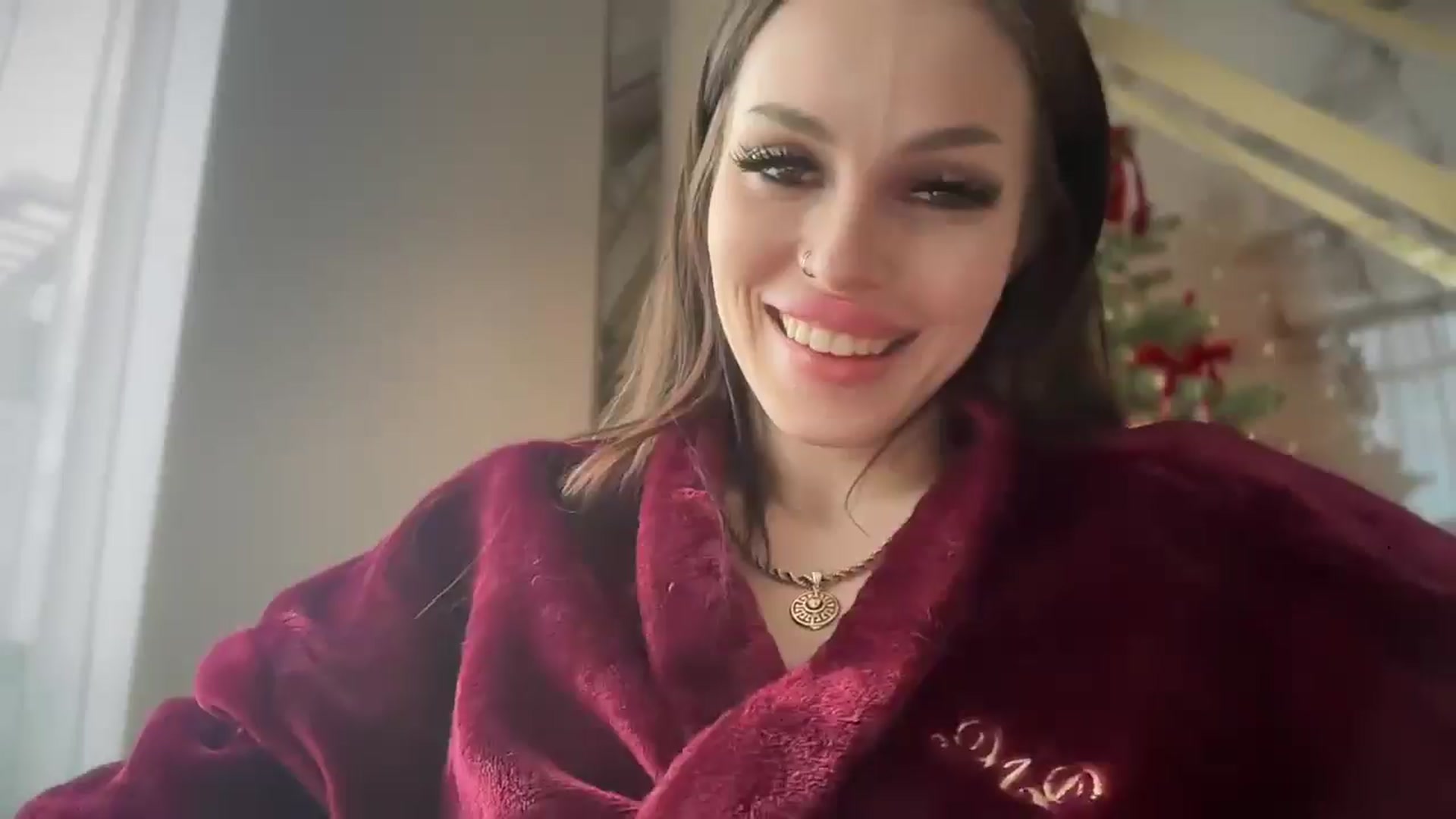Gallery image thumbnail from UGLYGIRL_'s myfreecams stream on, 01/09/2025, 08:31 image 10 of 20