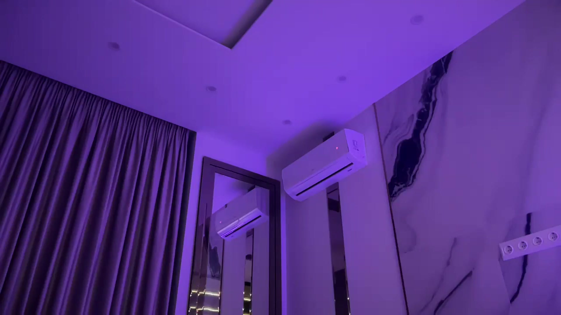 Gallery image thumbnail from UGLYGIRL_'s myfreecams stream on, 01/10/2025, 20:03 image 20 of 20