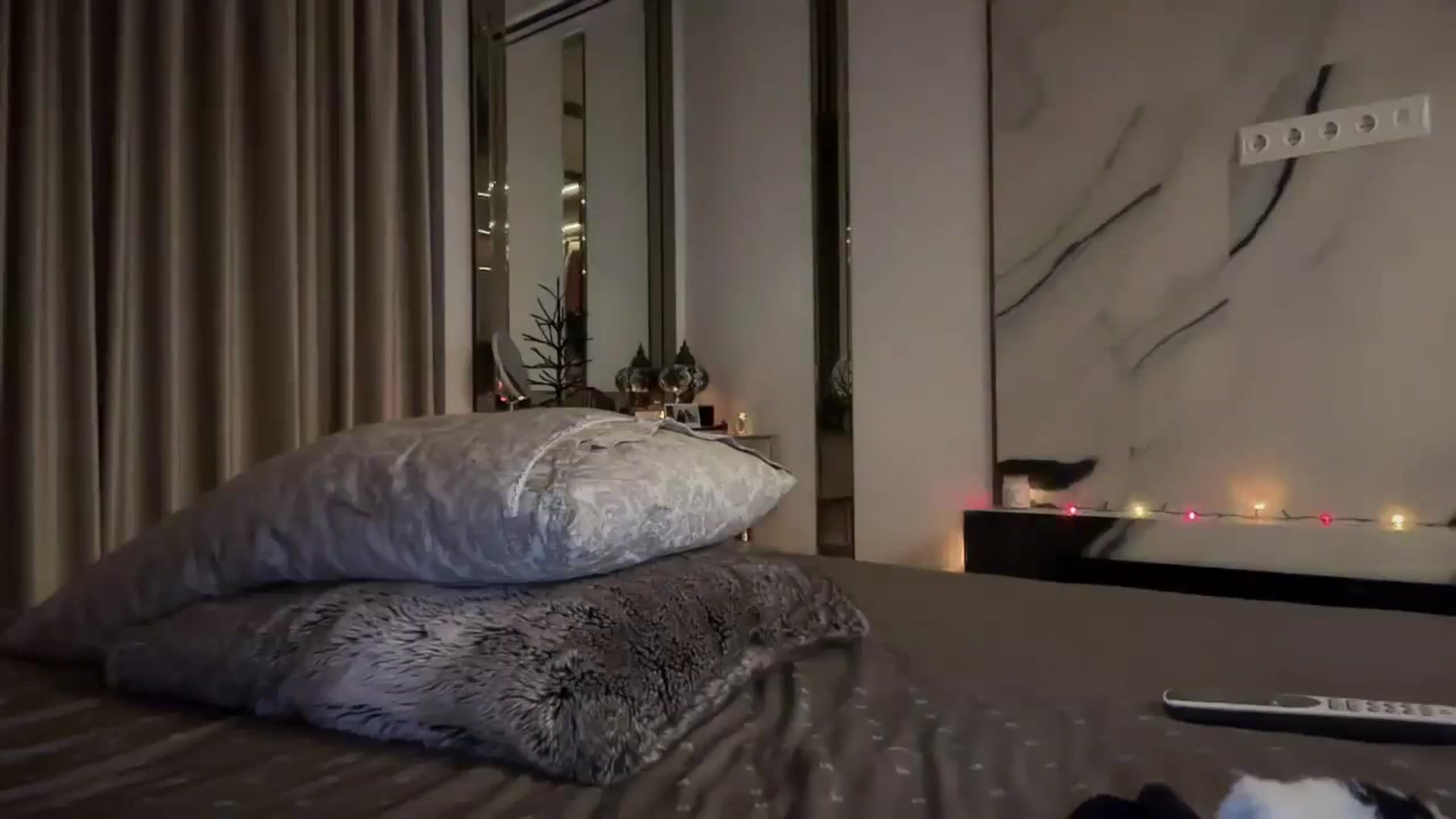 Gallery image thumbnail from UGLYGIRL_'s myfreecams stream on, 01/11/2025, 20:41 image 8 of 20