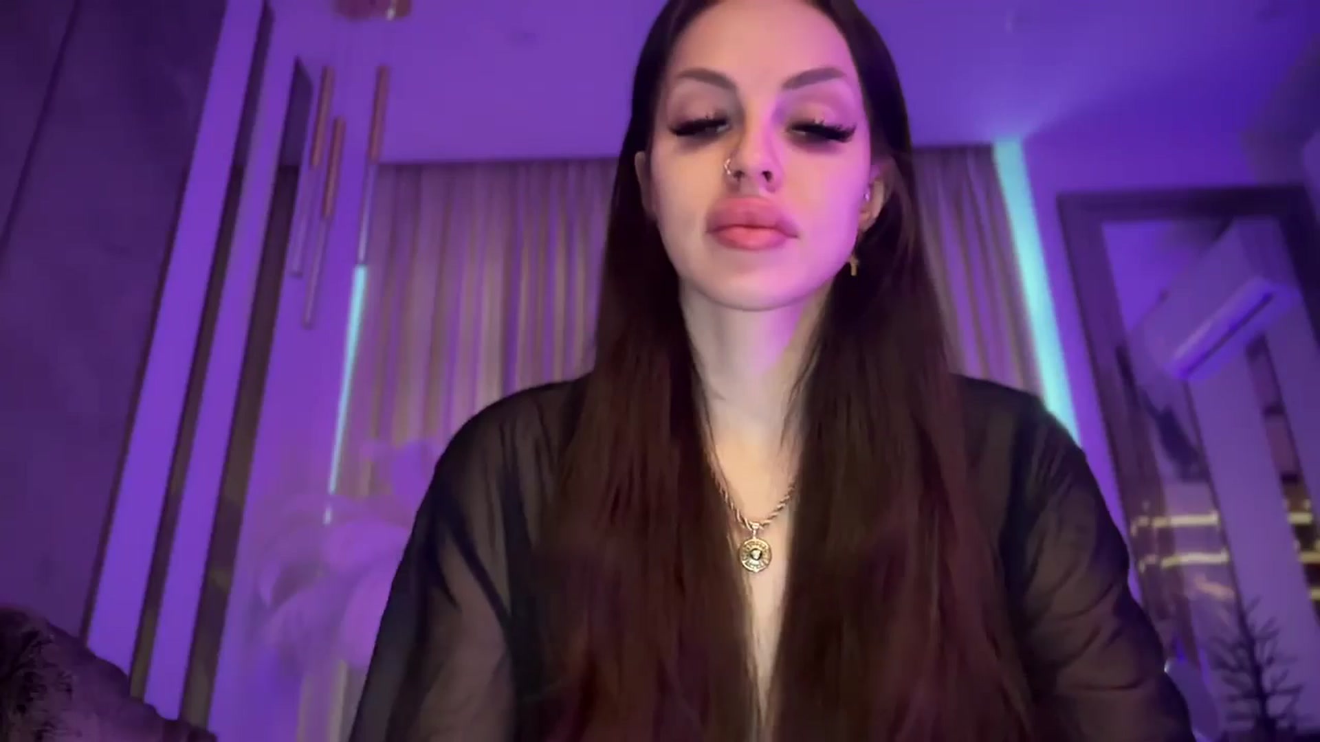 Gallery image thumbnail from UGLYGIRL_'s myfreecams stream on, 01/13/2025, 14:05 image 5 of 20