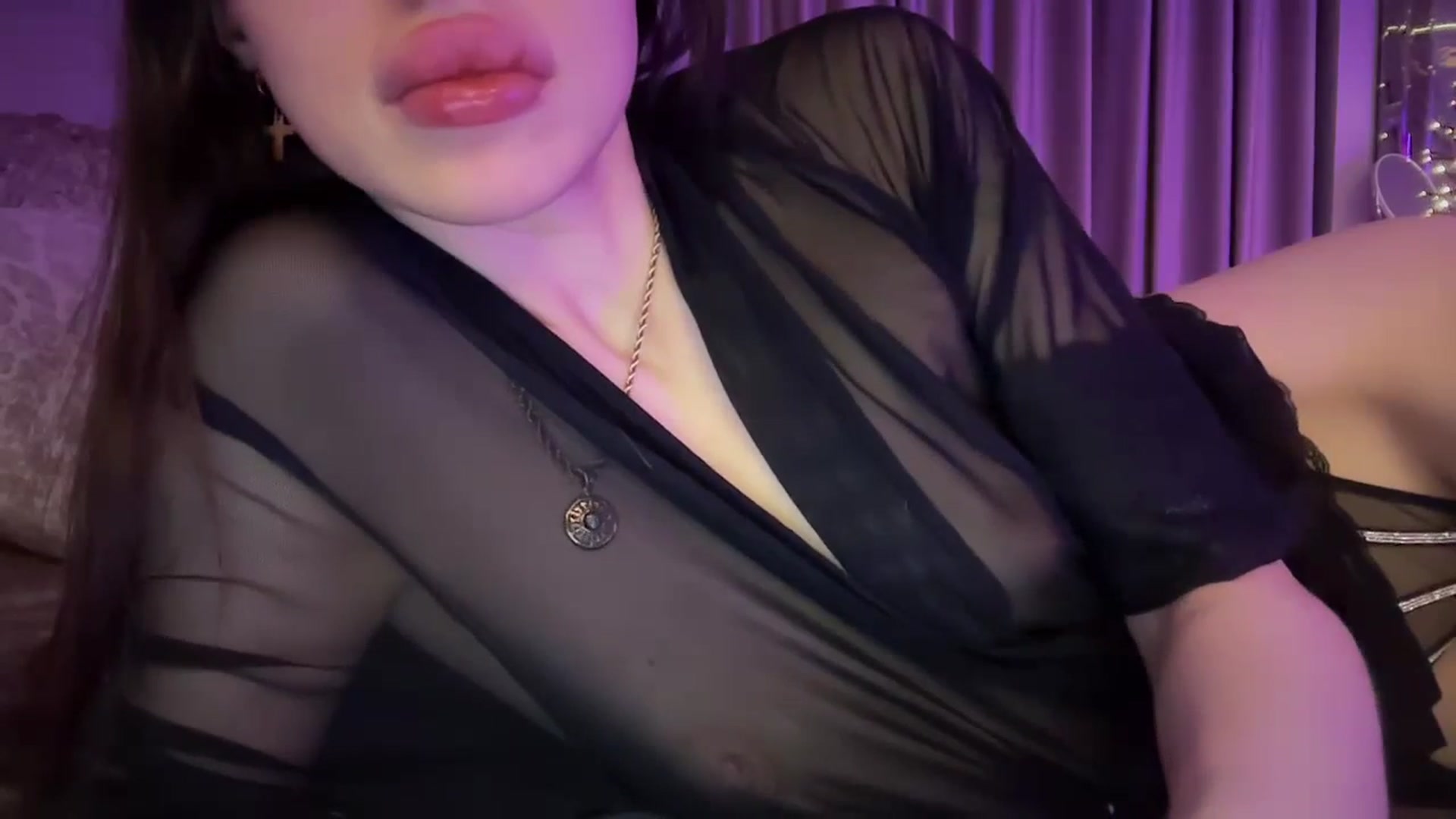 Gallery image thumbnail from UGLYGIRL_'s myfreecams stream on, 01/14/2025, 23:27 image 6 of 20