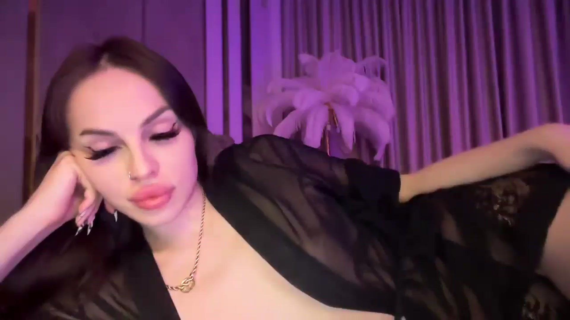 Gallery image thumbnail from UGLYGIRL_'s myfreecams stream on, 01/20/2025, 01:31 image 9 of 20