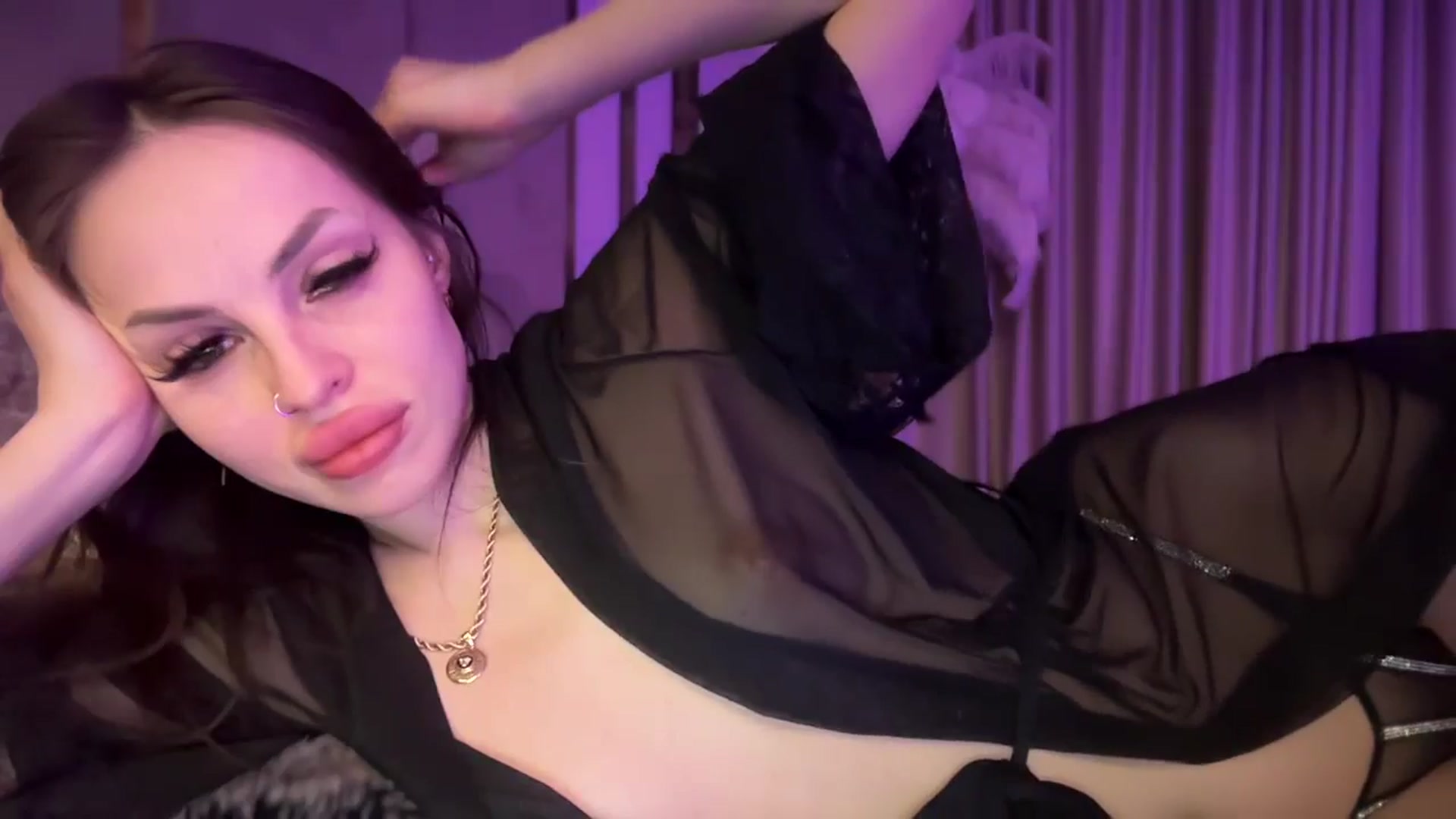 Gallery image thumbnail from UGLYGIRL_'s myfreecams stream on, 01/20/2025, 23:44 image 2 of 20