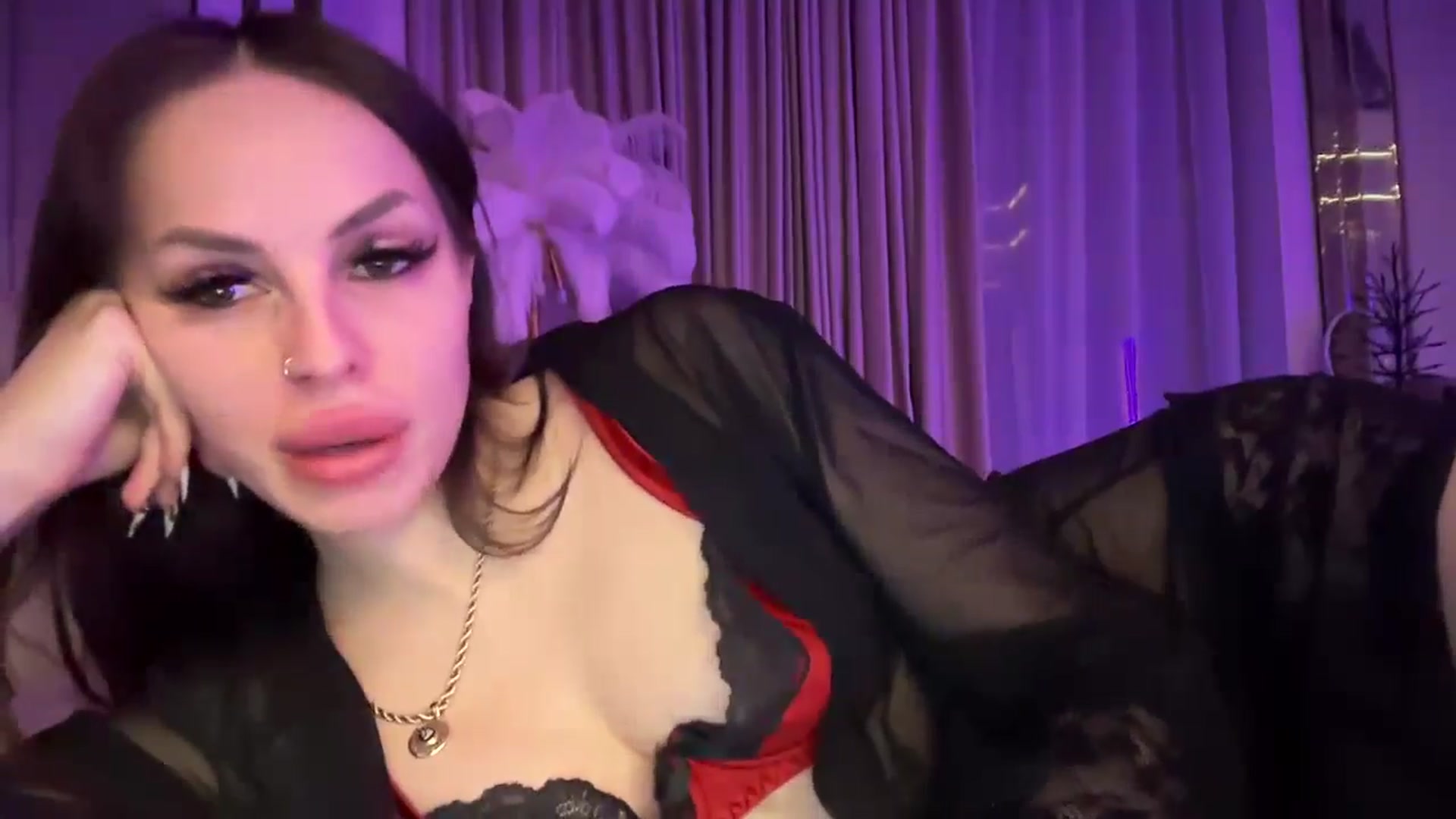 Gallery image thumbnail from UGLYGIRL_'s myfreecams stream on, 01/21/2025, 22:58 image 2 of 20