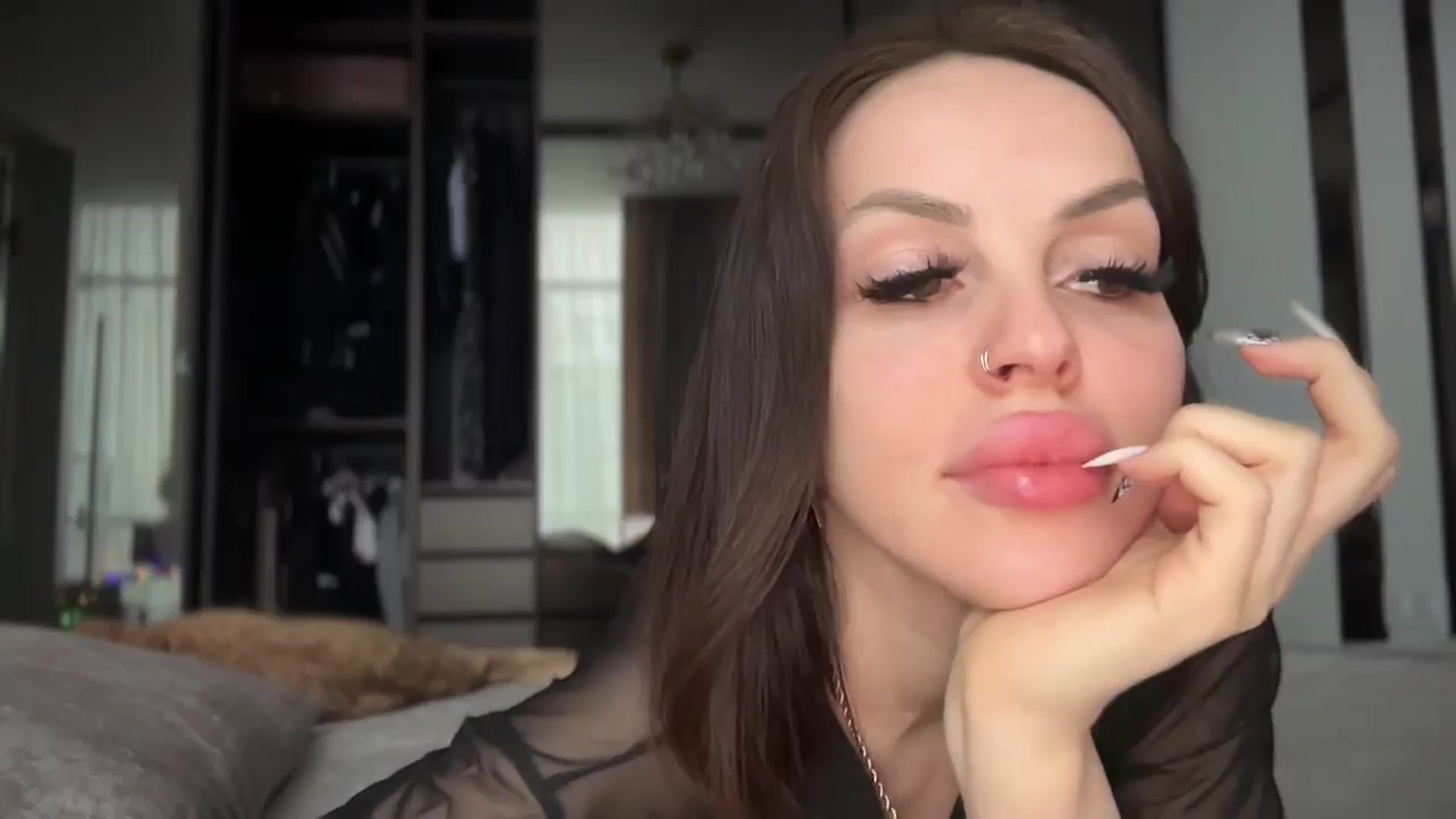 Gallery image thumbnail from UGLYGIRL_'s myfreecams stream on, 01/22/2025, 11:44 image 8 of 20