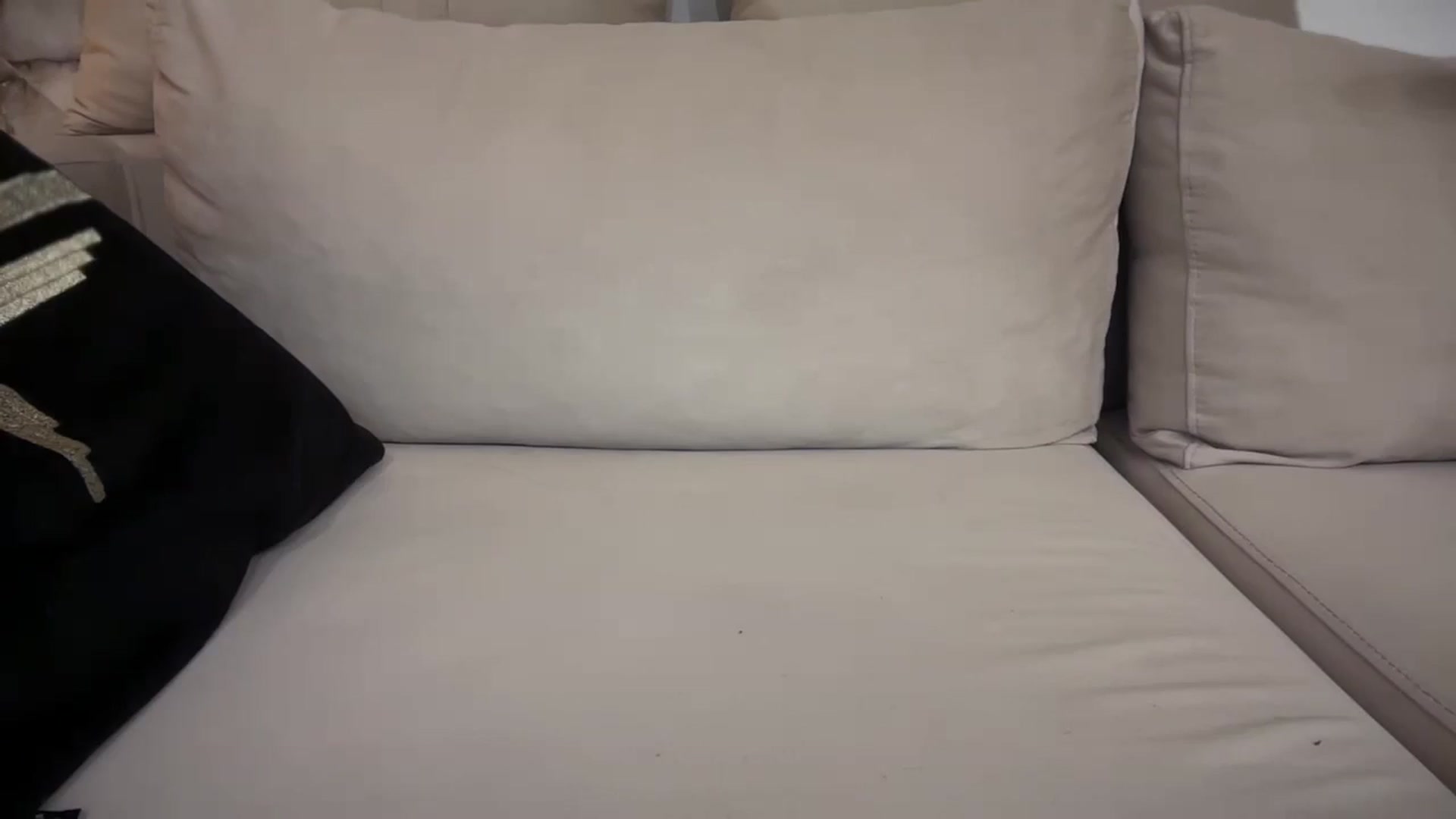 Gallery image thumbnail from UGLYGIRL_'s myfreecams stream on, 01/23/2025, 04:49 image 14 of 20