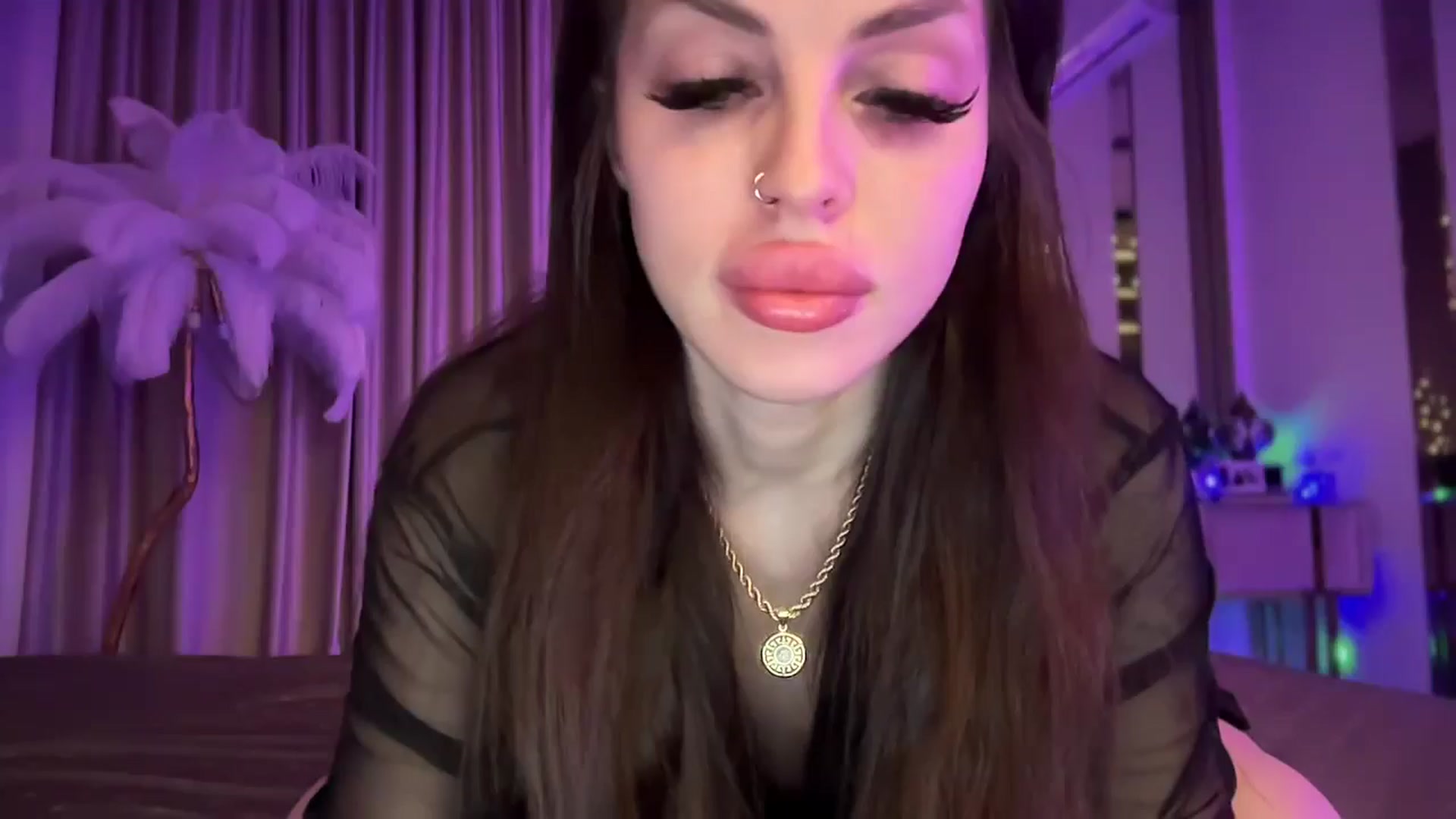 Gallery image thumbnail from UGLYGIRL_'s myfreecams stream on, 01/23/2025, 20:38 image 9 of 20
