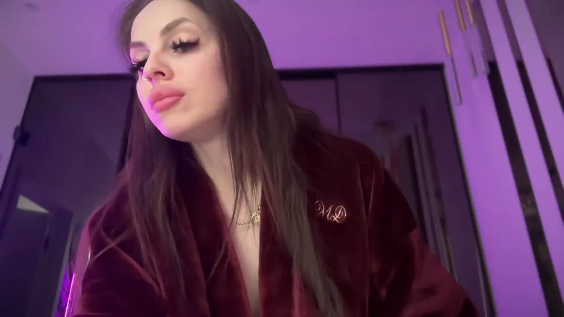Gallery image thumbnail from UGLYGIRL_'s myfreecams stream on, 01/24/2025, 09:50 image 8 of 20