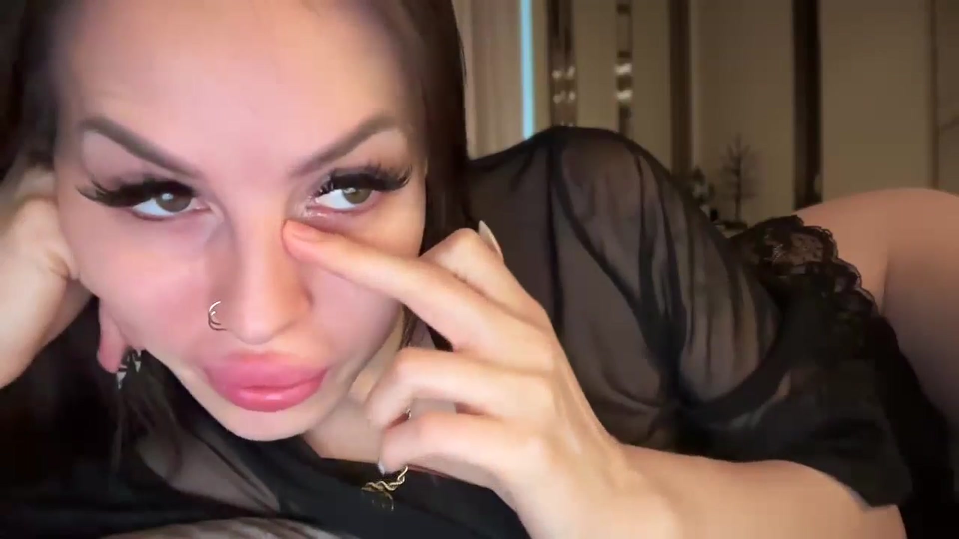 Gallery image thumbnail from UGLYGIRL_'s myfreecams stream on, 01/27/2025, 13:54 image 13 of 20