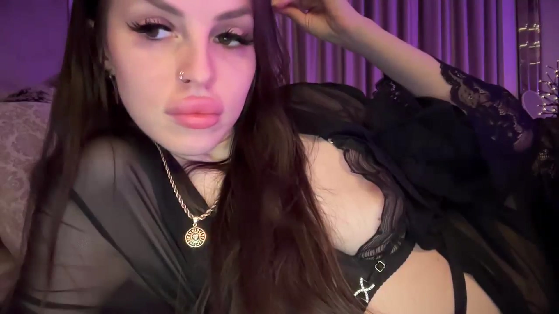 Gallery image thumbnail from UGLYGIRL_'s myfreecams stream on, 01/27/2025, 20:47 image 5 of 20