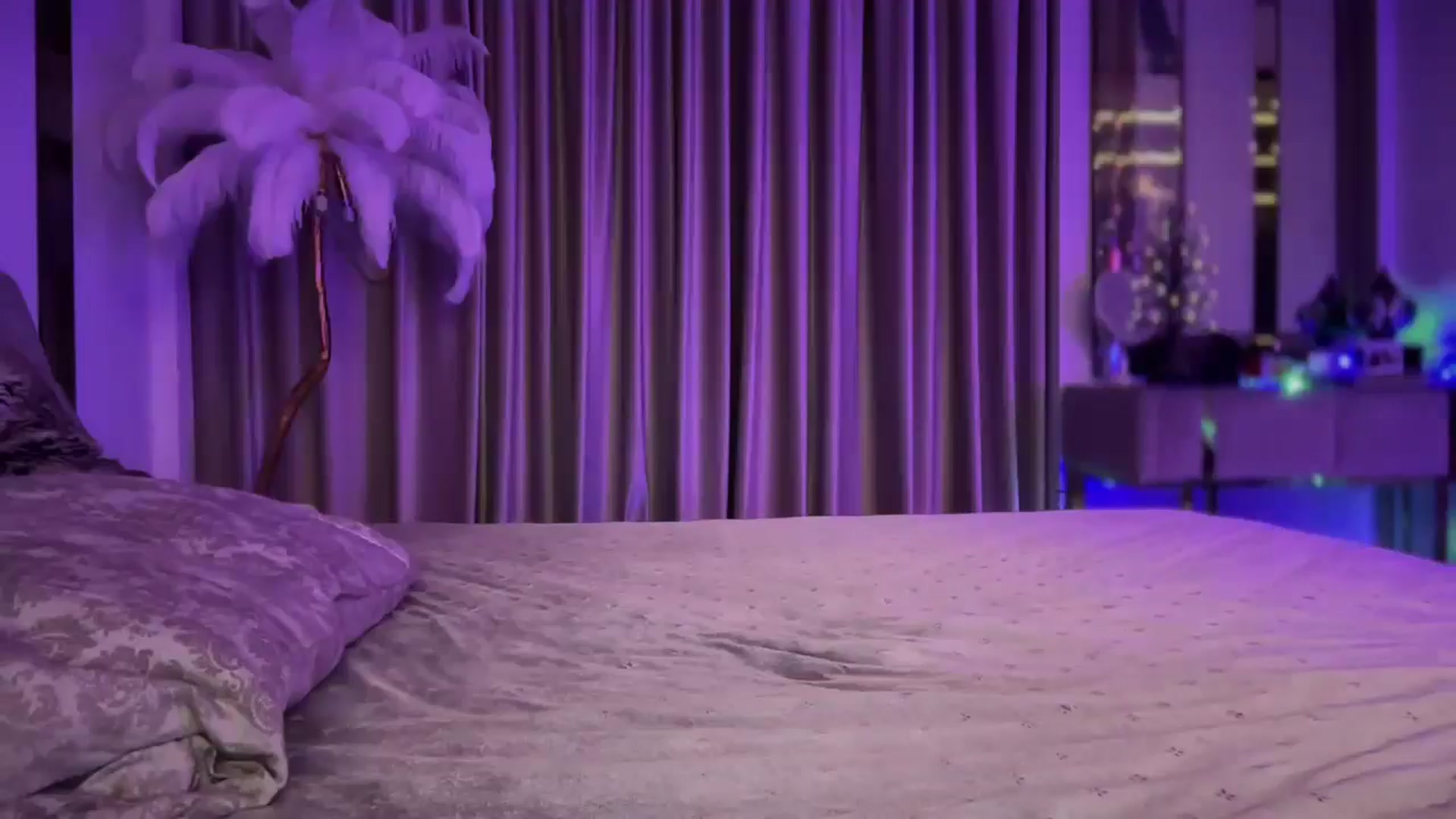 Gallery image thumbnail from UGLYGIRL_'s myfreecams stream on, 01/27/2025, 23:57 image 3 of 20