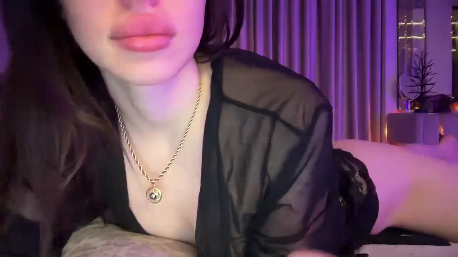Gallery image thumbnail from UGLYGIRL_'s myfreecams stream on, 01/29/2025, 02:22 image 7 of 20