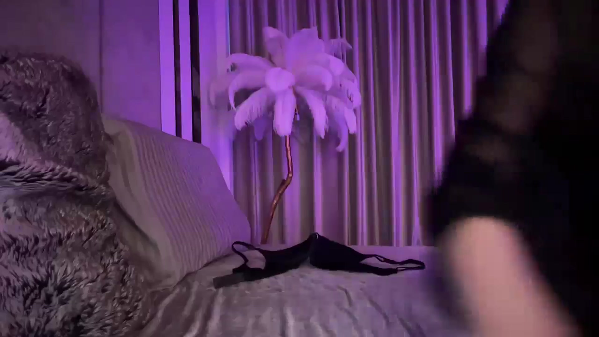 Gallery image thumbnail from UGLYGIRL_'s myfreecams stream on, 01/29/2025, 06:19 image 7 of 20