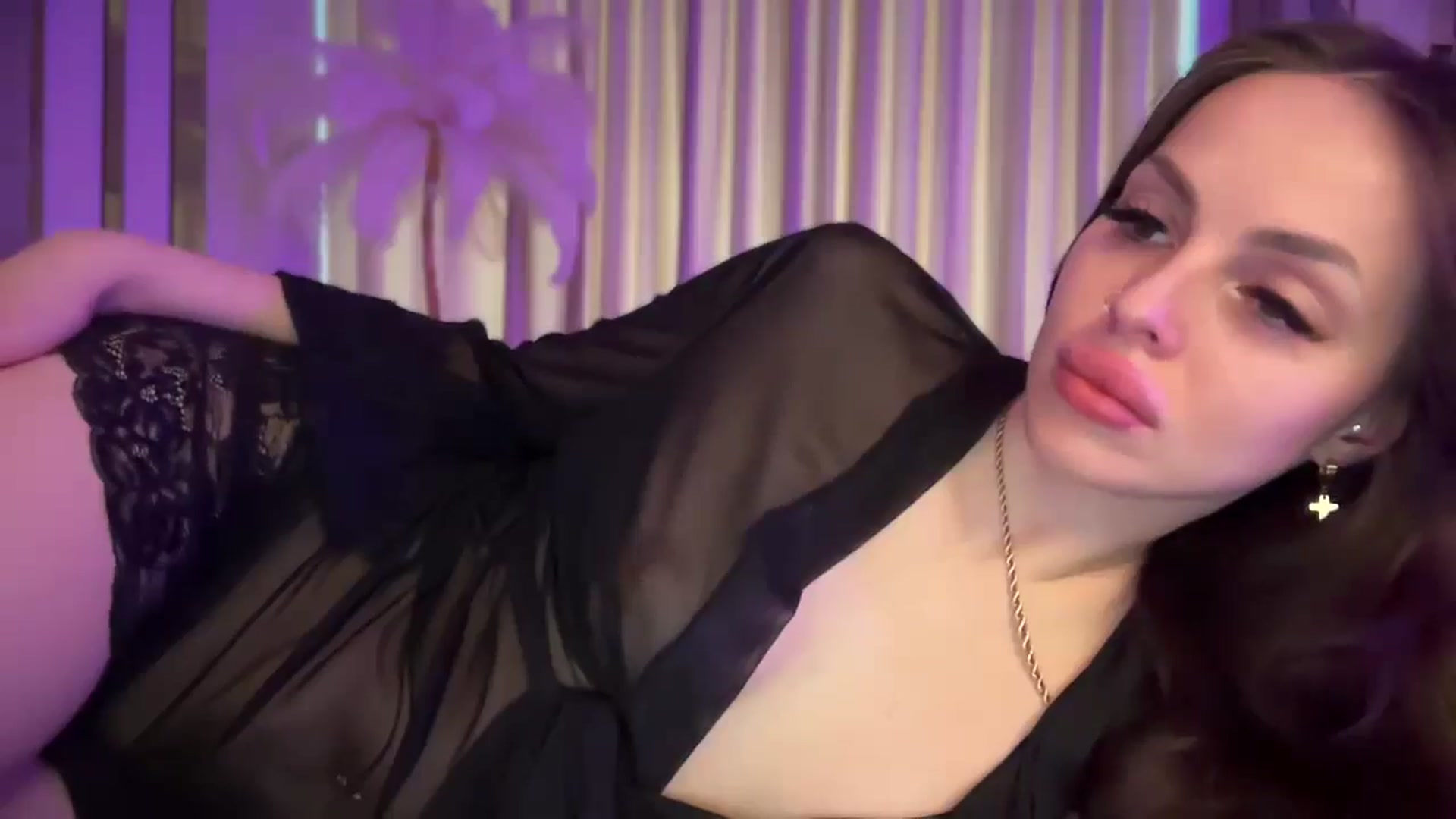 Gallery image thumbnail from UGLYGIRL_'s myfreecams stream on, 01/29/2025, 08:23 image 7 of 20