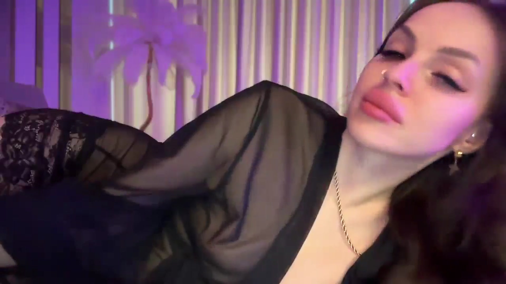 Gallery image thumbnail from UGLYGIRL_'s myfreecams stream on, 01/29/2025, 08:23 image 6 of 20