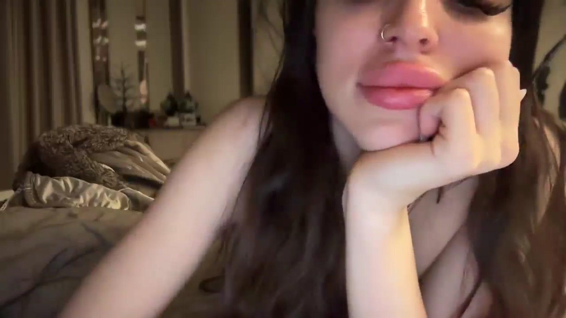 Gallery image thumbnail from UGLYGIRL_'s myfreecams stream on, 01/30/2025, 16:03 image 7 of 20