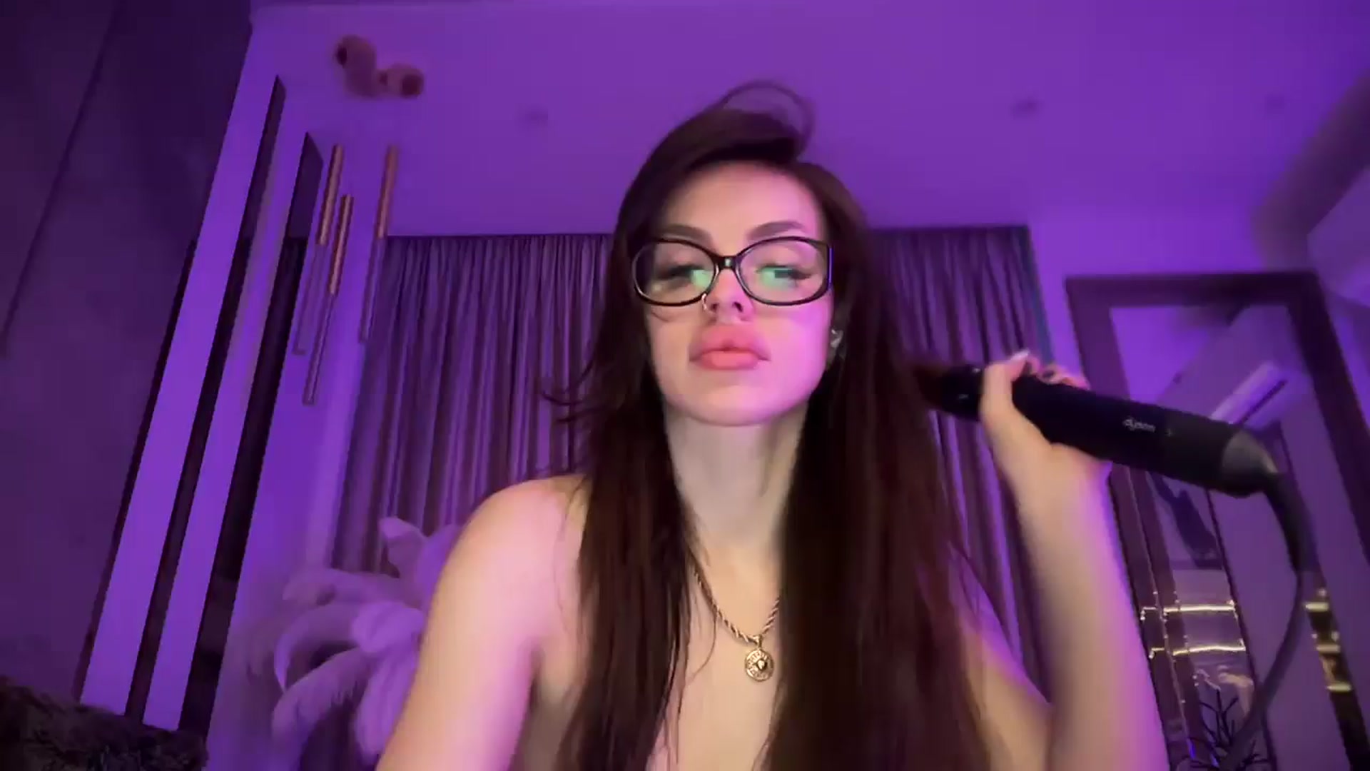 Gallery image thumbnail from UGLYGIRL_'s myfreecams stream on, 01/31/2025, 05:28 image 1 of 20