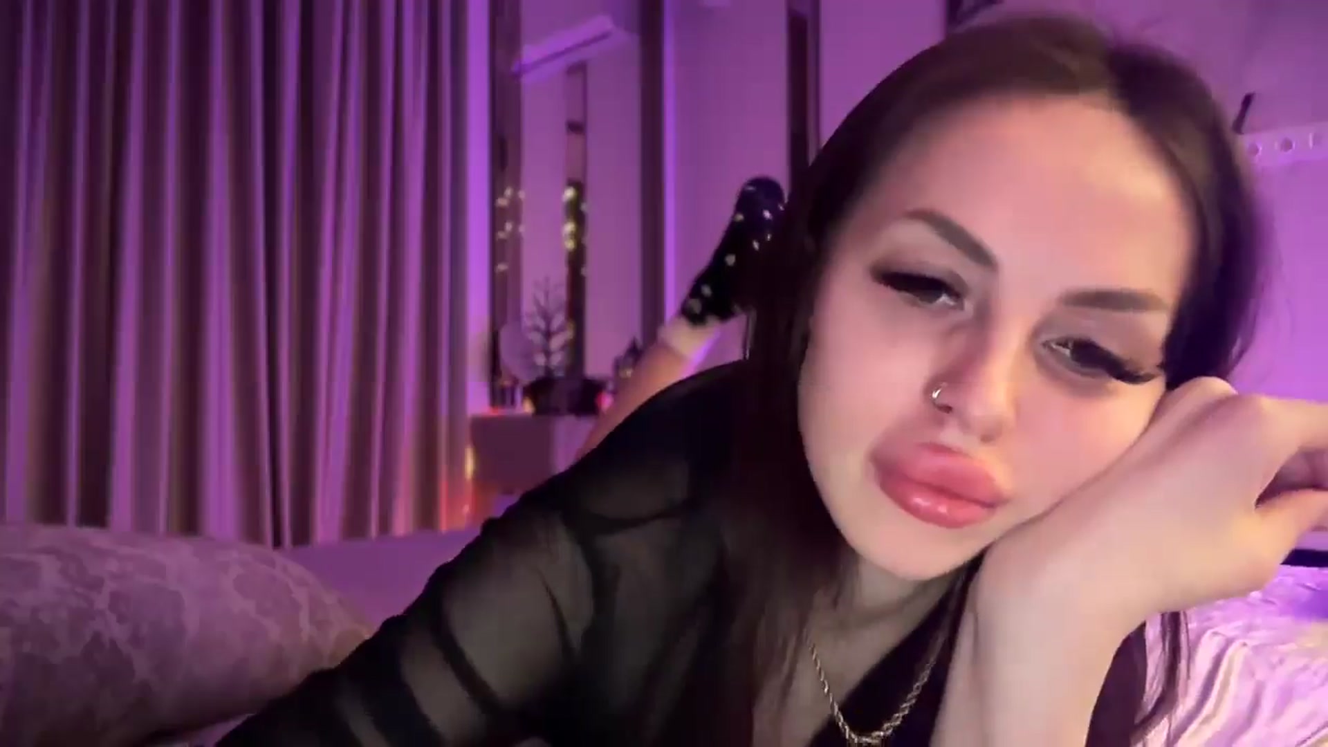 Gallery image thumbnail from UGLYGIRL_'s myfreecams stream on, 01/31/2025, 16:53 image 3 of 20